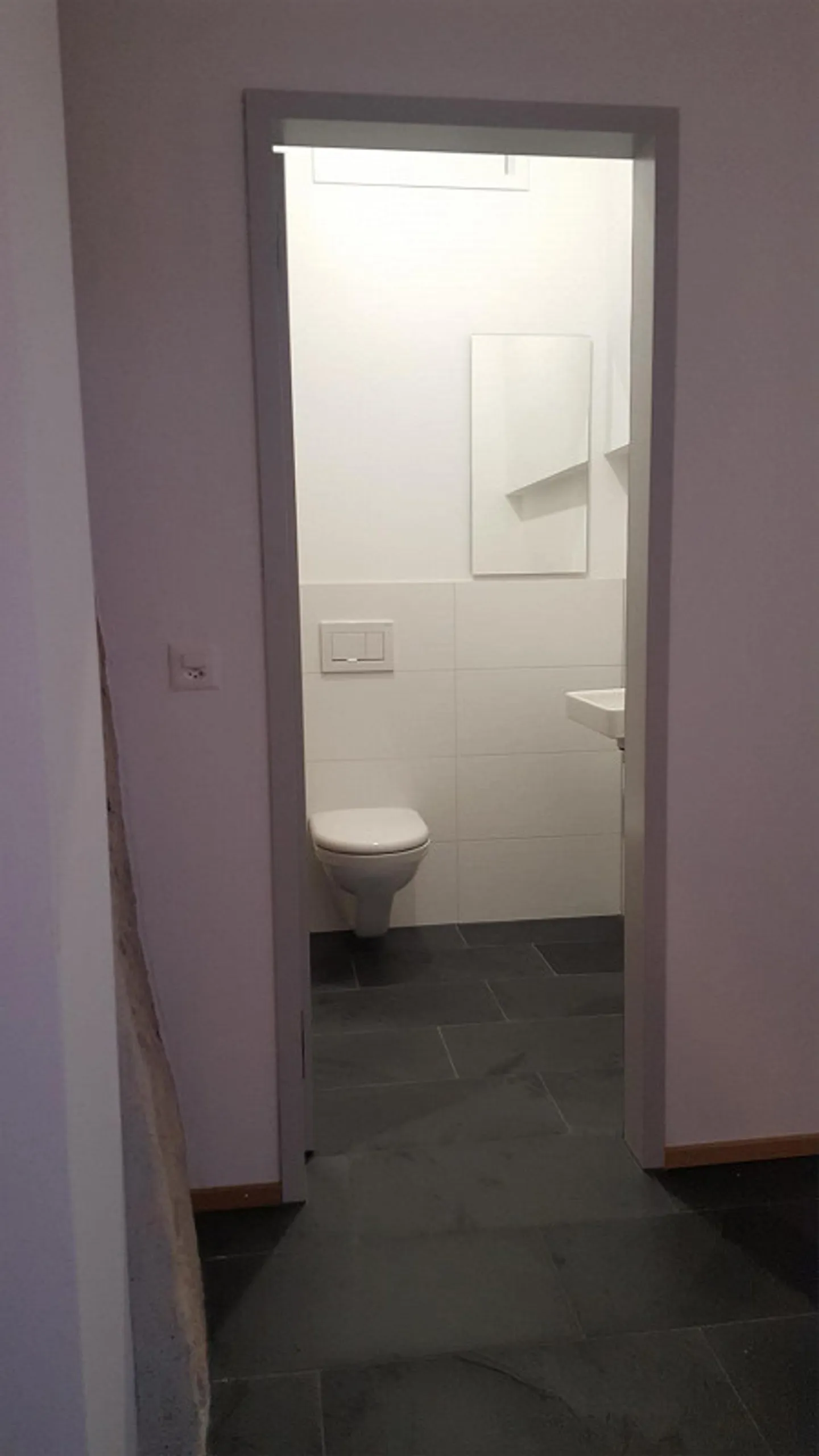 Charmante 2.5-Zimmer-Maisonette in historischer Mühle mit Seesicht - Foto 10 di 18