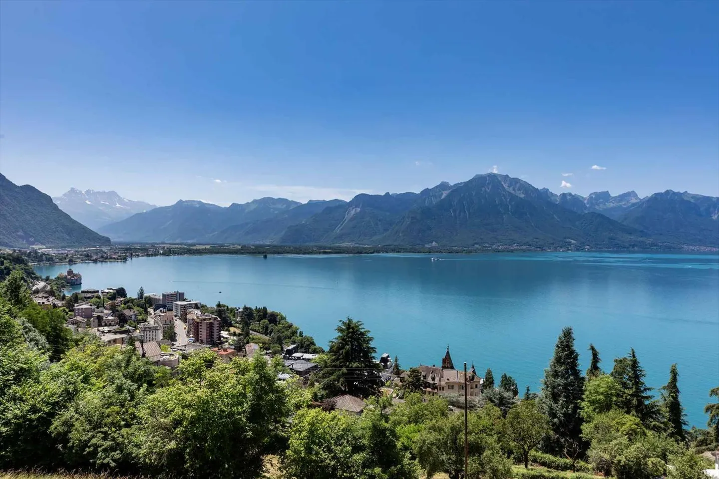«Herrliches Loft nur 2 Minuten von der Glion Hotel School entfernt» - Foto 1 von 13