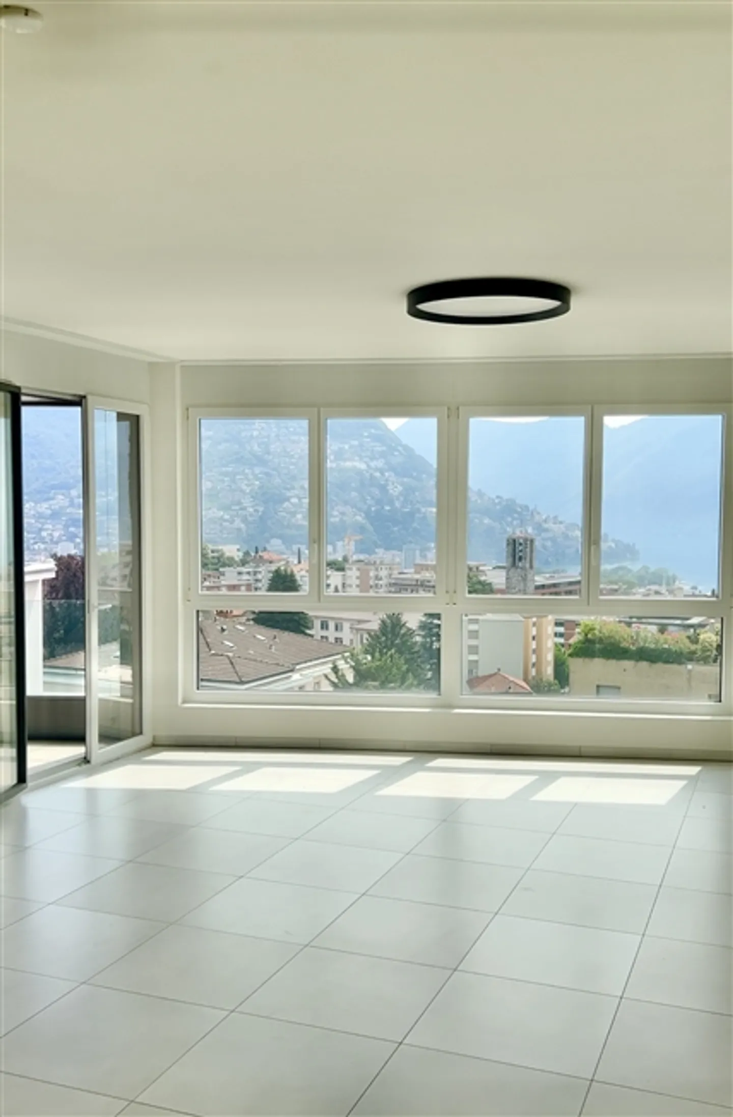 Apartment for rent in Lugano, Switzerland - Photo 2 of 10