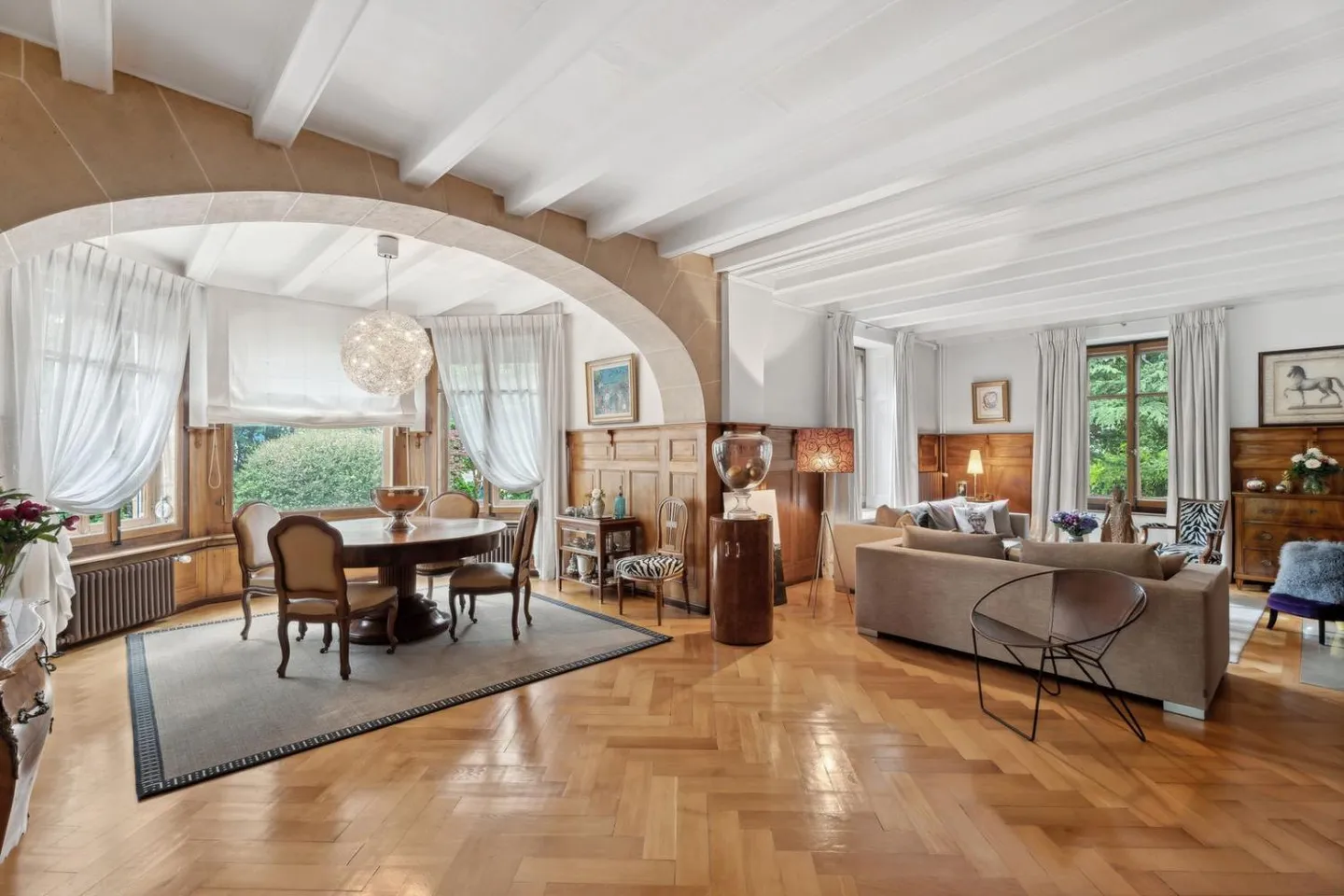 Belle maison familiale avec prestige au cœur de la nature - Photo 3 sur 8