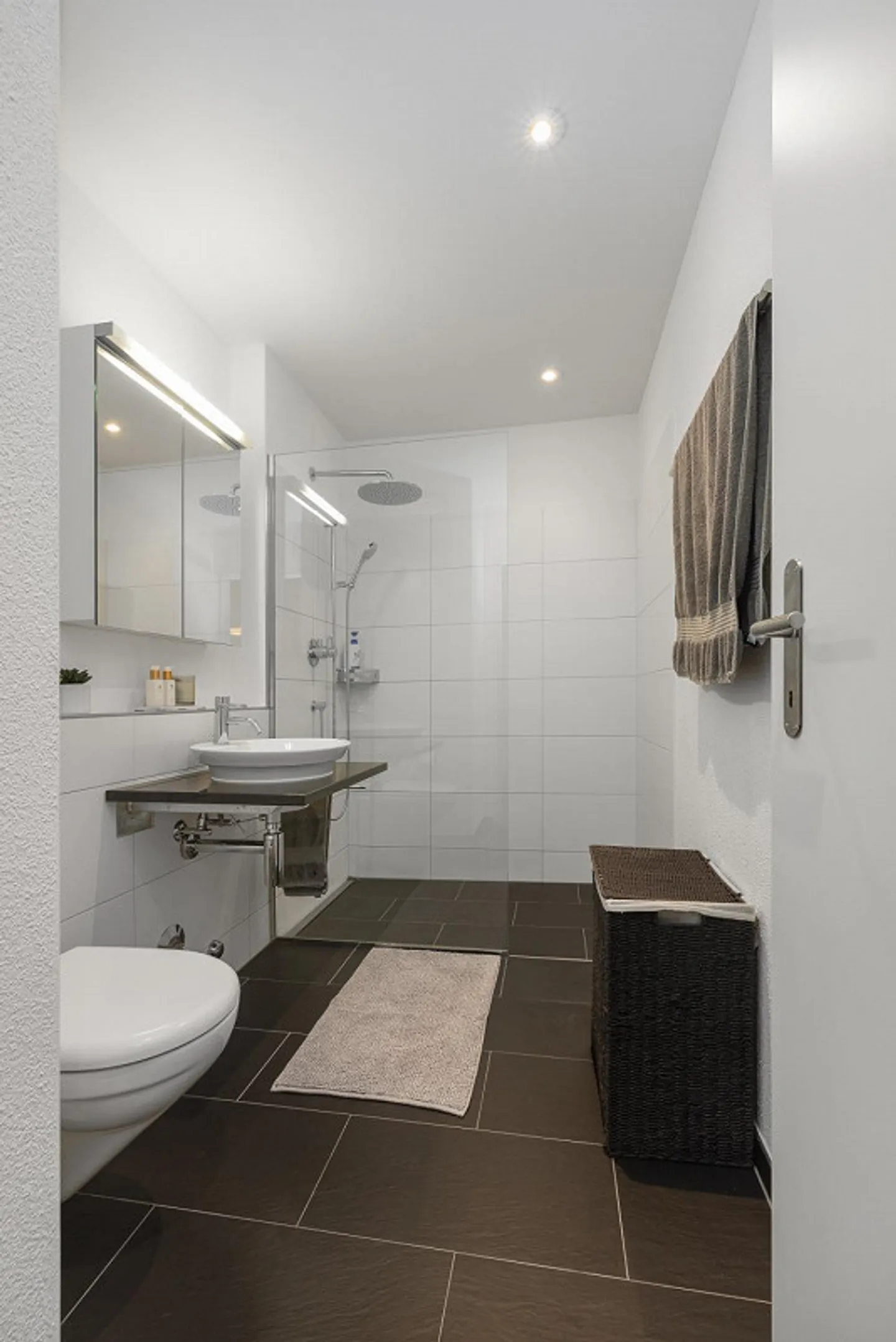 Dream apartment with sunny garden - Photo 9 of 13