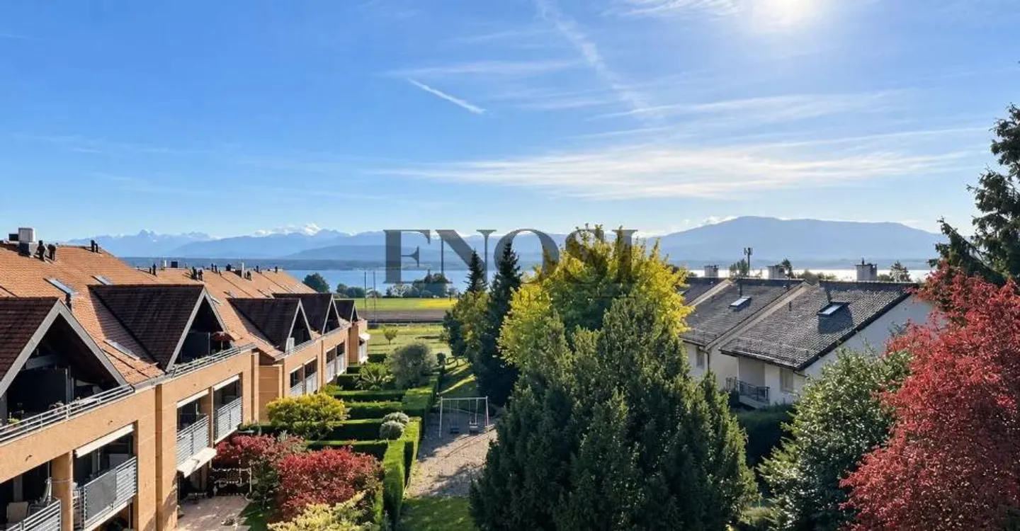 A family home between village charm and a view of Lake Geneva - Photo 1 of 8