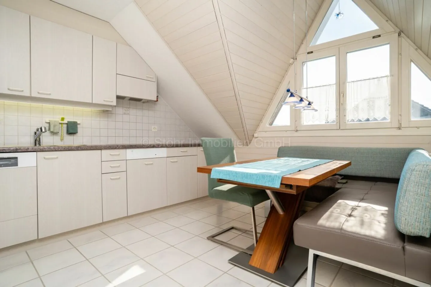 Charmante Dachwohnung in Neftenbach - Foto 7 von 20