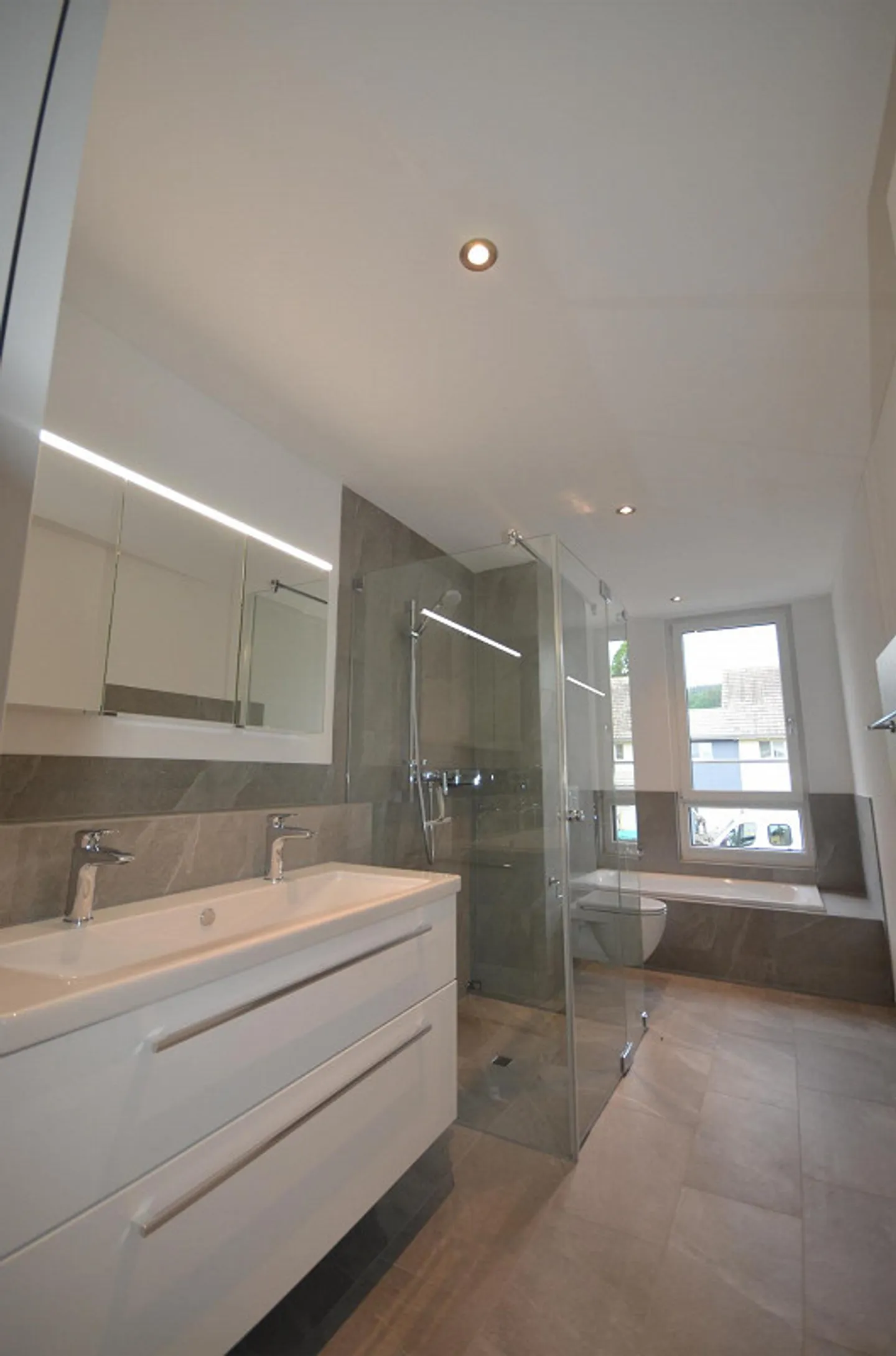 schöne, helle 3.5 Zi Whg. in Braunau - Foto 2 von 4