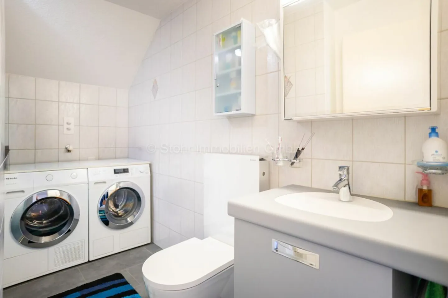 Charmante Dachwohnung in Neftenbach - Foto 9 von 20