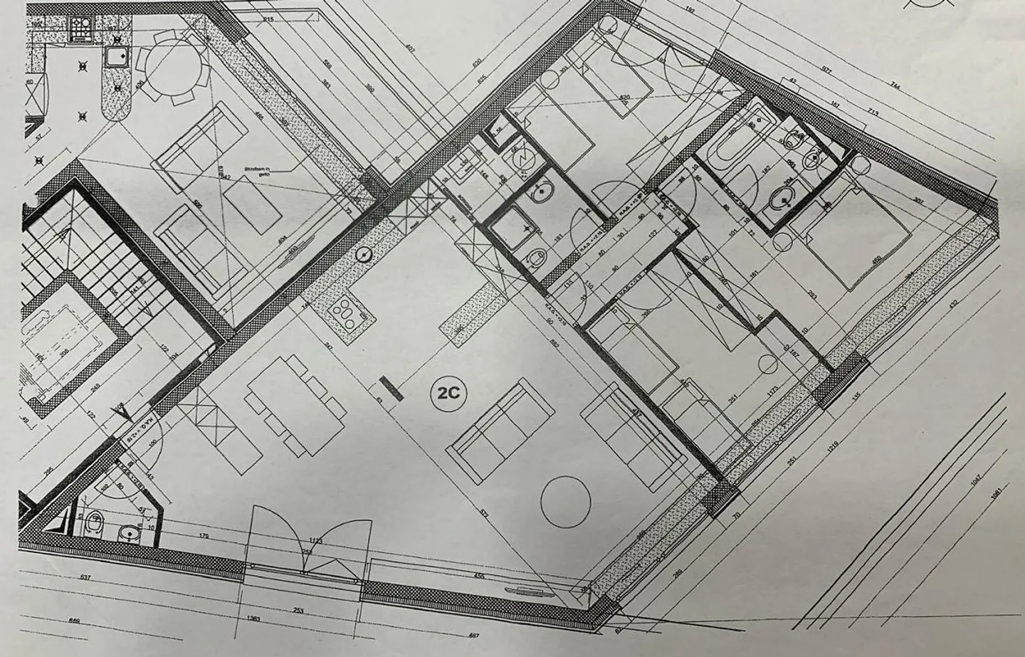 147 Mq 2 Parkplätze 2 Keller - Foto 18 von 18