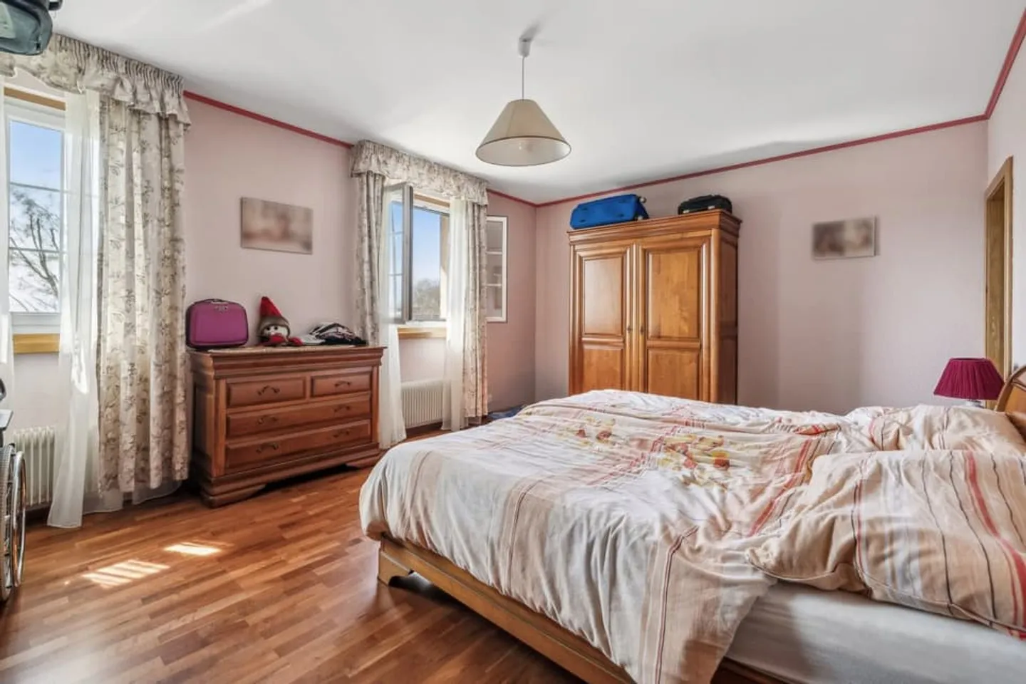 Exklusiv - BESETZTE VIAGER OHNE MIETE - PRÄCHTIGE VILLA MIT POOL - Foto 8 von 12