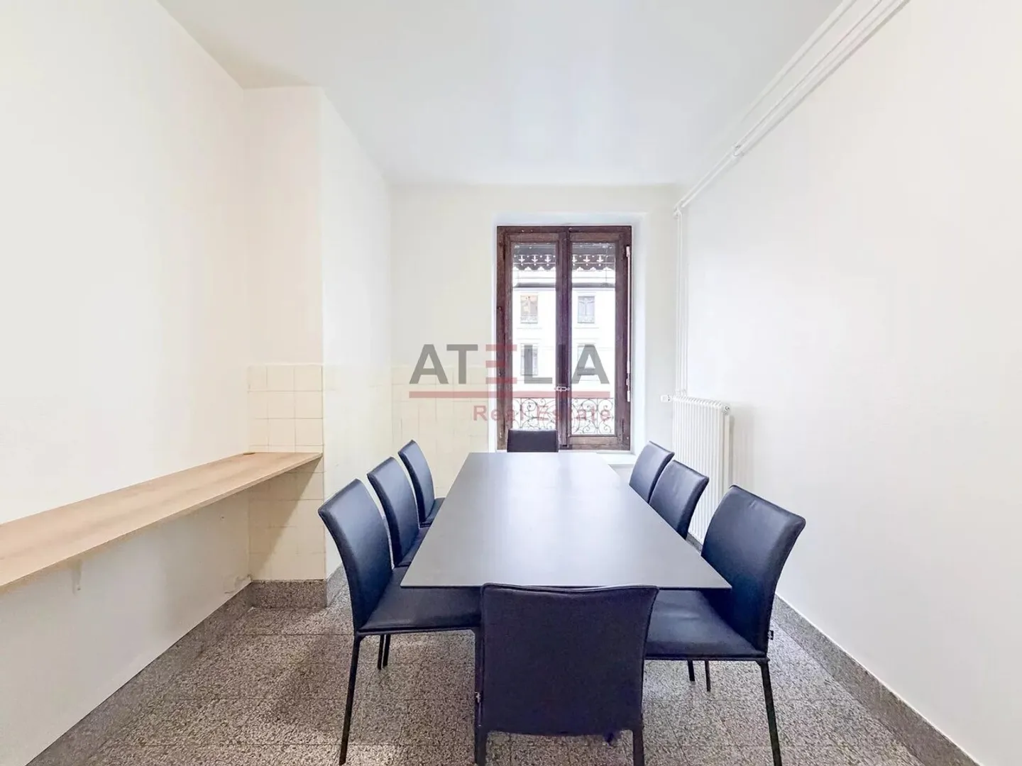 Appartamento Arredato a Eaux-Vives - Foto 2 di 2