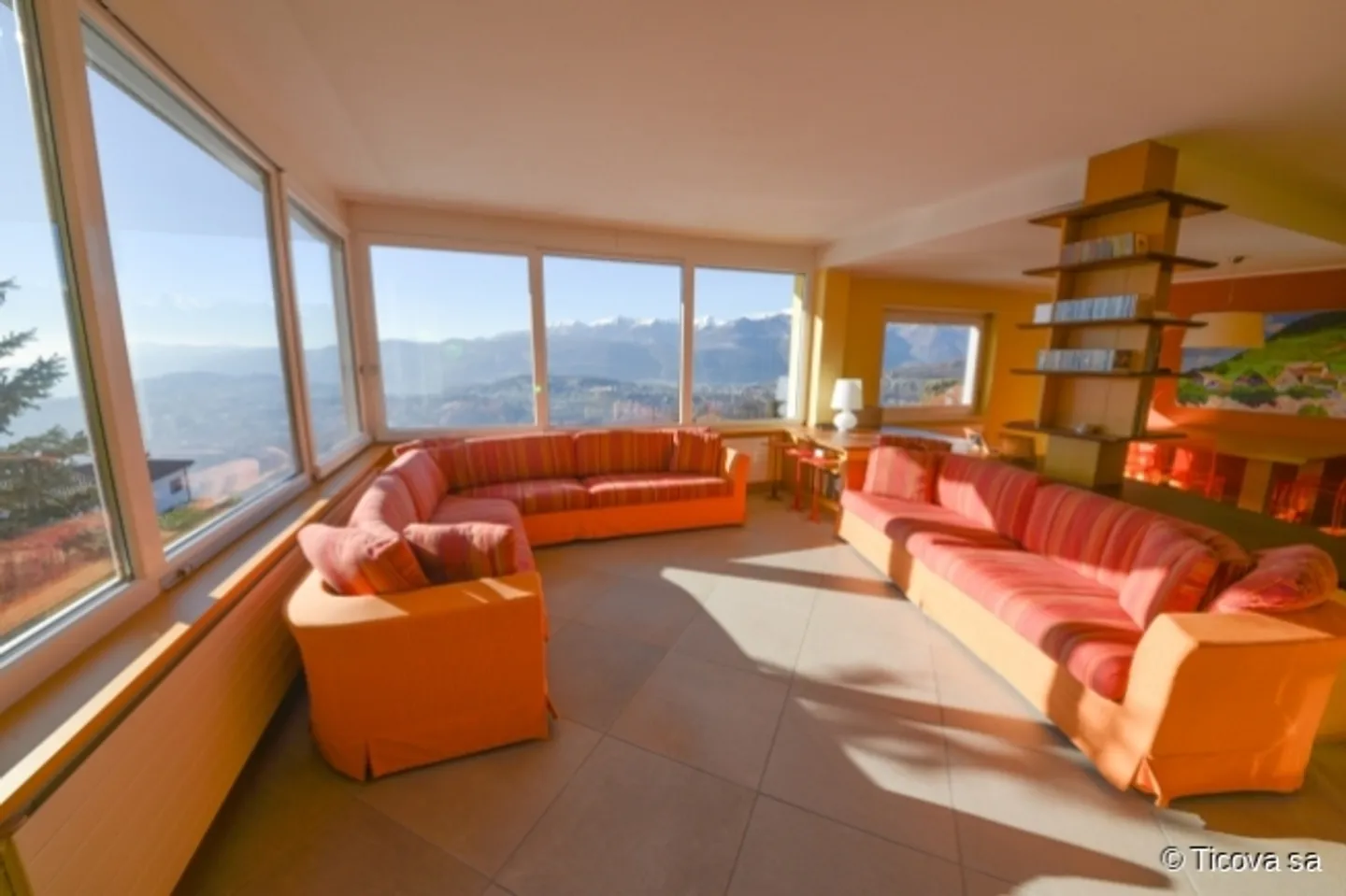 Beautiful detached house with panoramic view in Cureggia - Photo 1 of 8