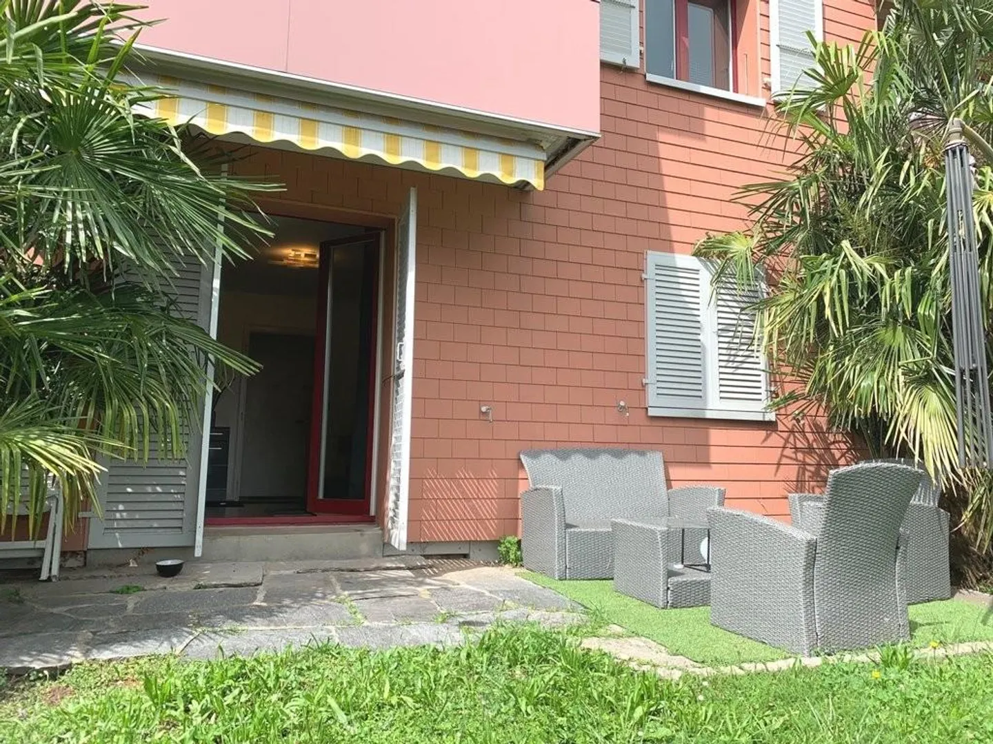 Appartamento con terrazza - Foto 2 di 7