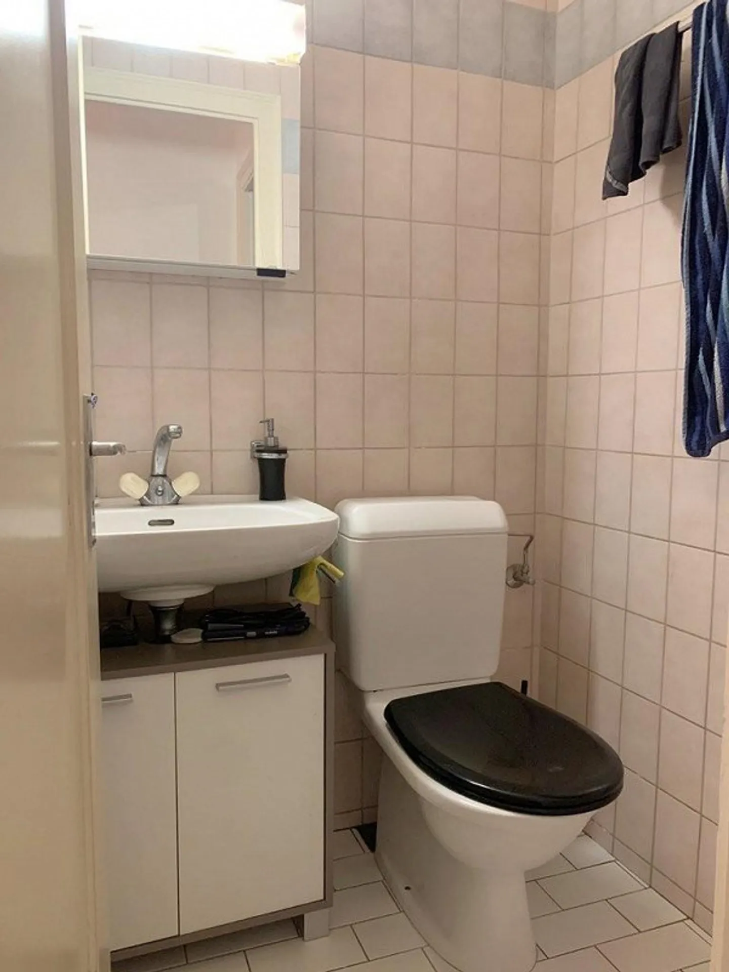 Appartamento con terrazza - Foto 6 di 7