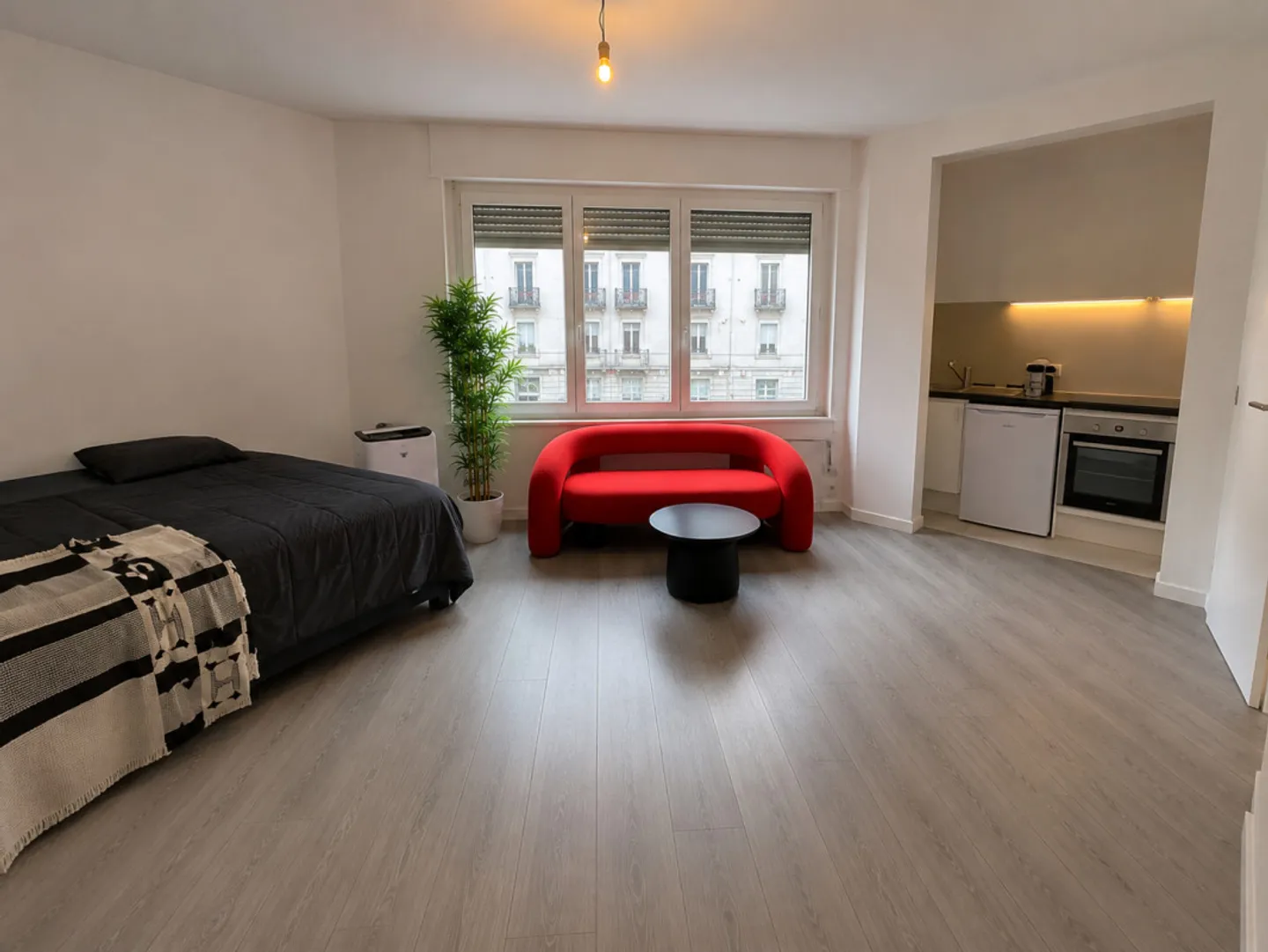1,5 ZIMMER ZU VERMIETEN - GENF | SOFORT VERFÜGBAR - Foto 1 von 2