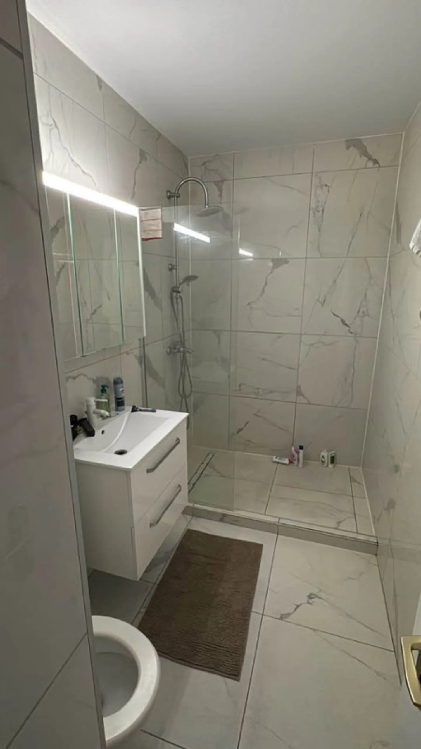 1,5 ZIMMER ZU VERMIETEN - GENF | SOFORT VERFÜGBAR - Foto 2 von 2