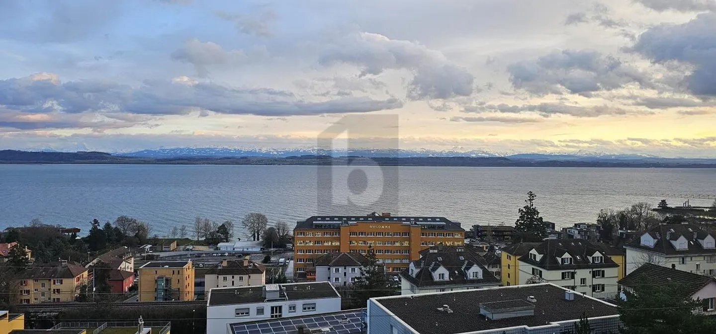 Neues Appartement mit Seeblick - Foto 1 von 6