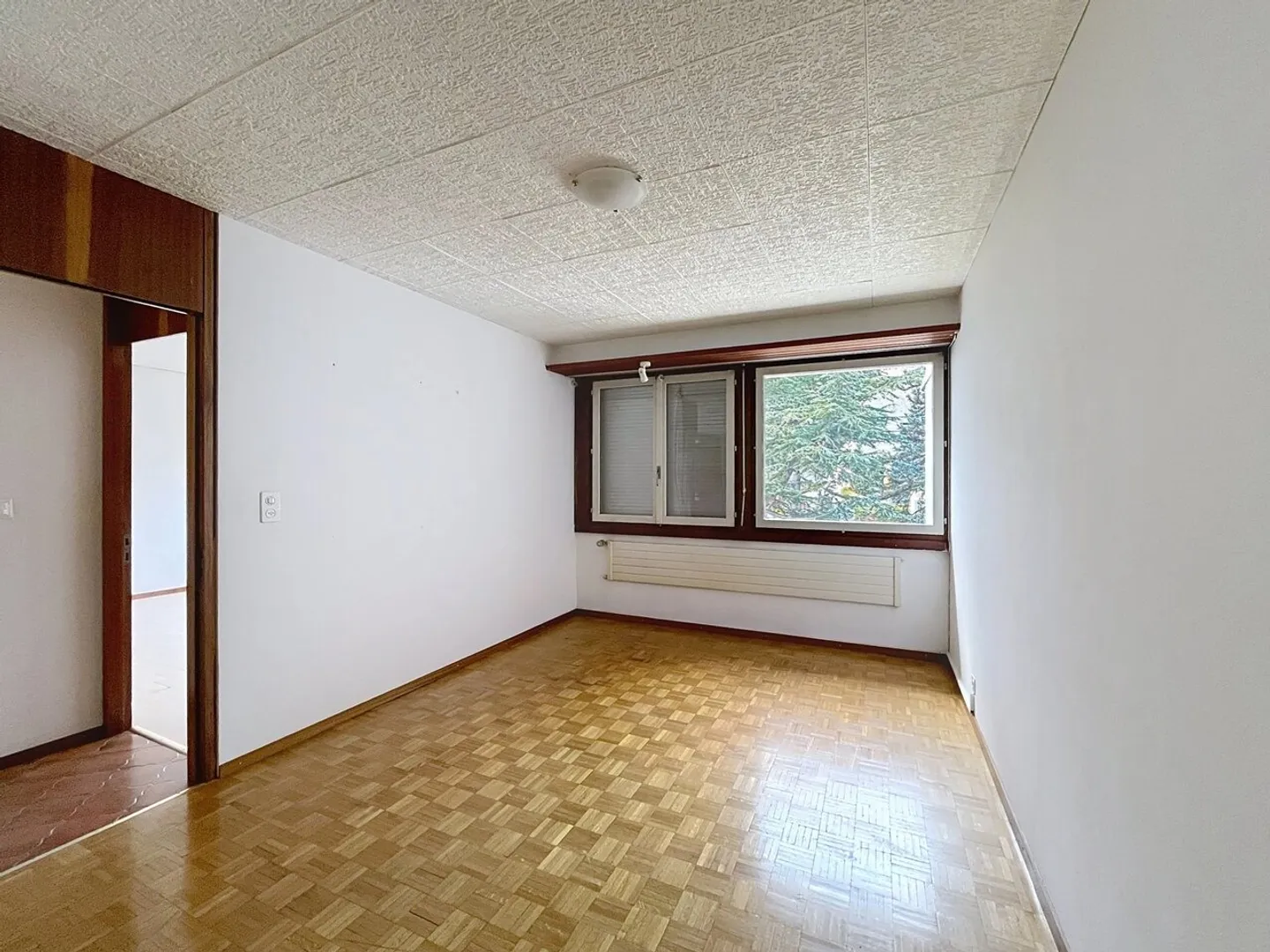 4.5-room apartment close to the center of Sierre - Photo 11 of 13