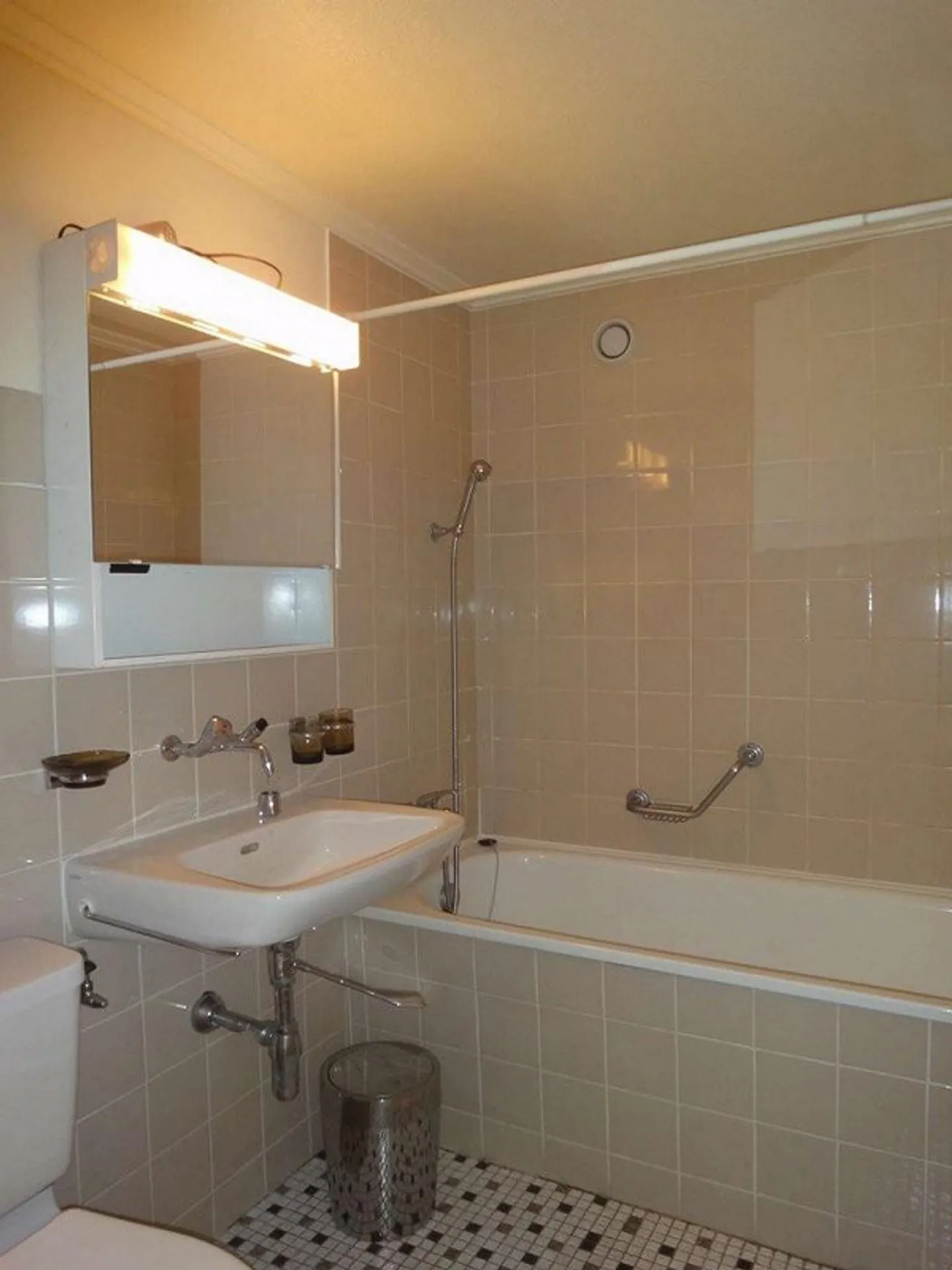 Studio in der Nähe von UNIL und EPFL - Foto 4 von 4