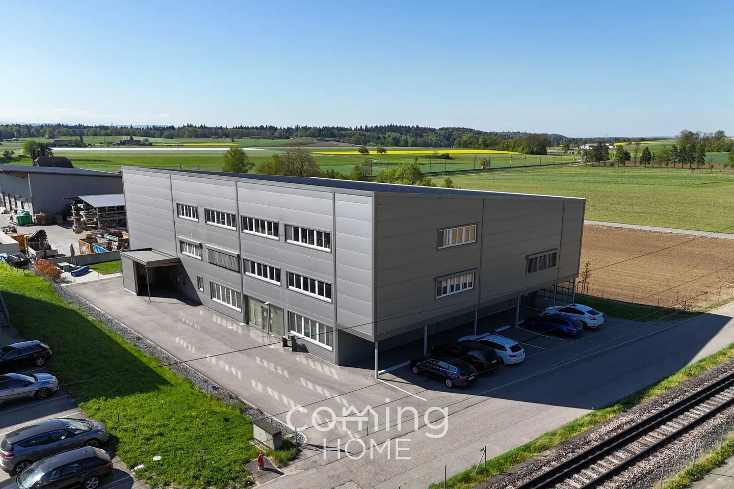 Versatile commercial building with office, storage, and shop in Niederbipp - Photo 1 of 19
