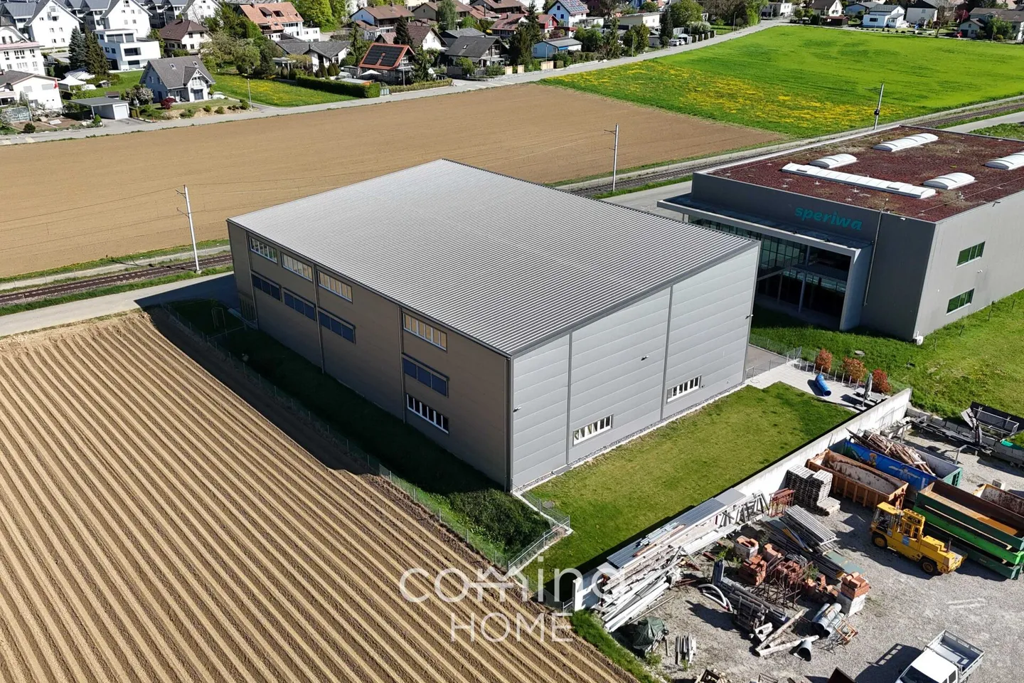 Versatile commercial building with office, storage, and shop in Niederbipp - Photo 2 of 19