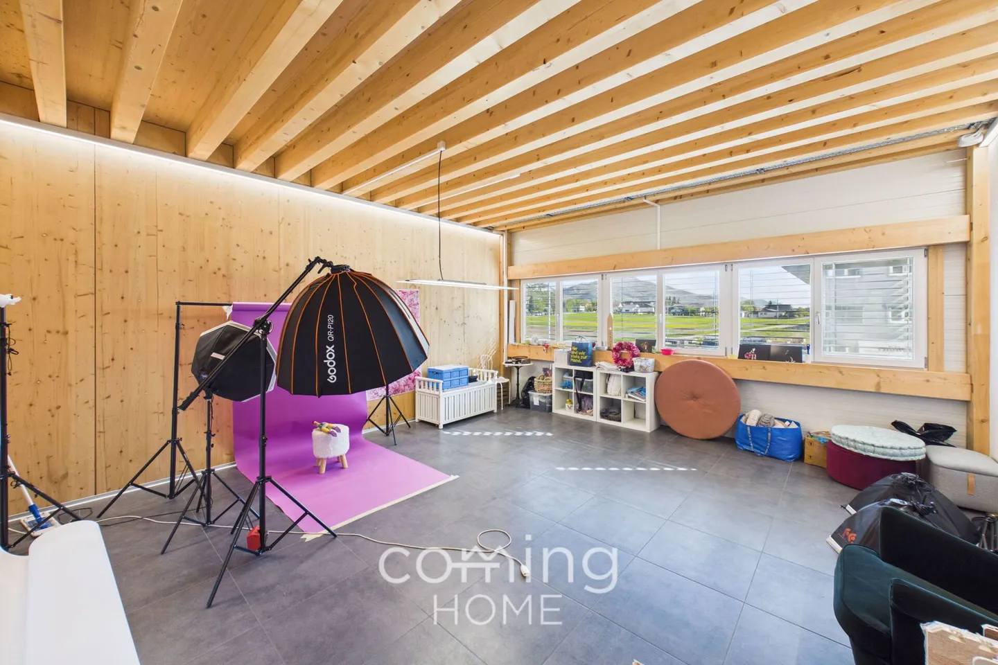 Versatile commercial building with office, storage, and shop in Niederbipp - Photo 9 of 19