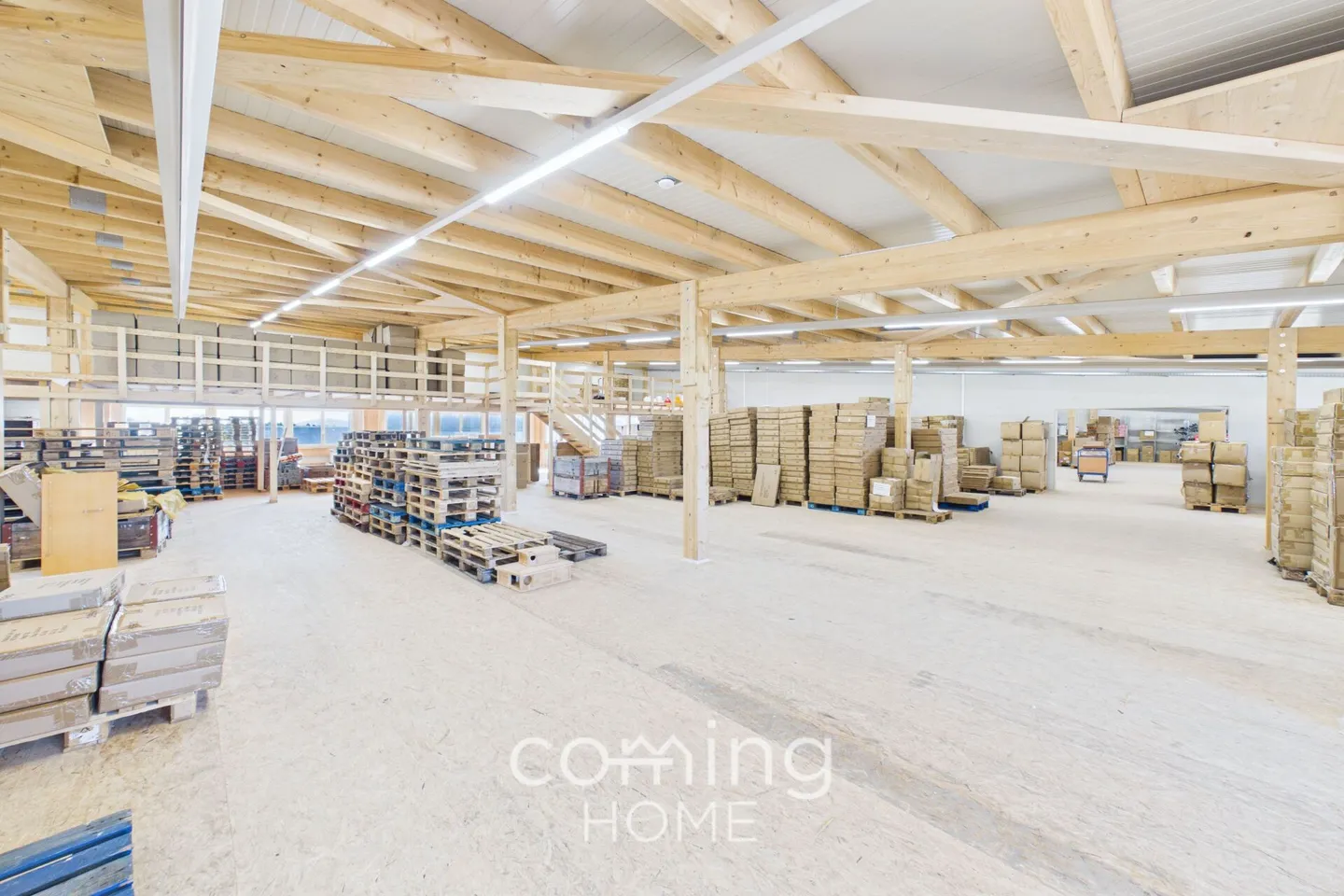 Versatile commercial building with office, storage, and shop in Niederbipp - Photo 10 of 19