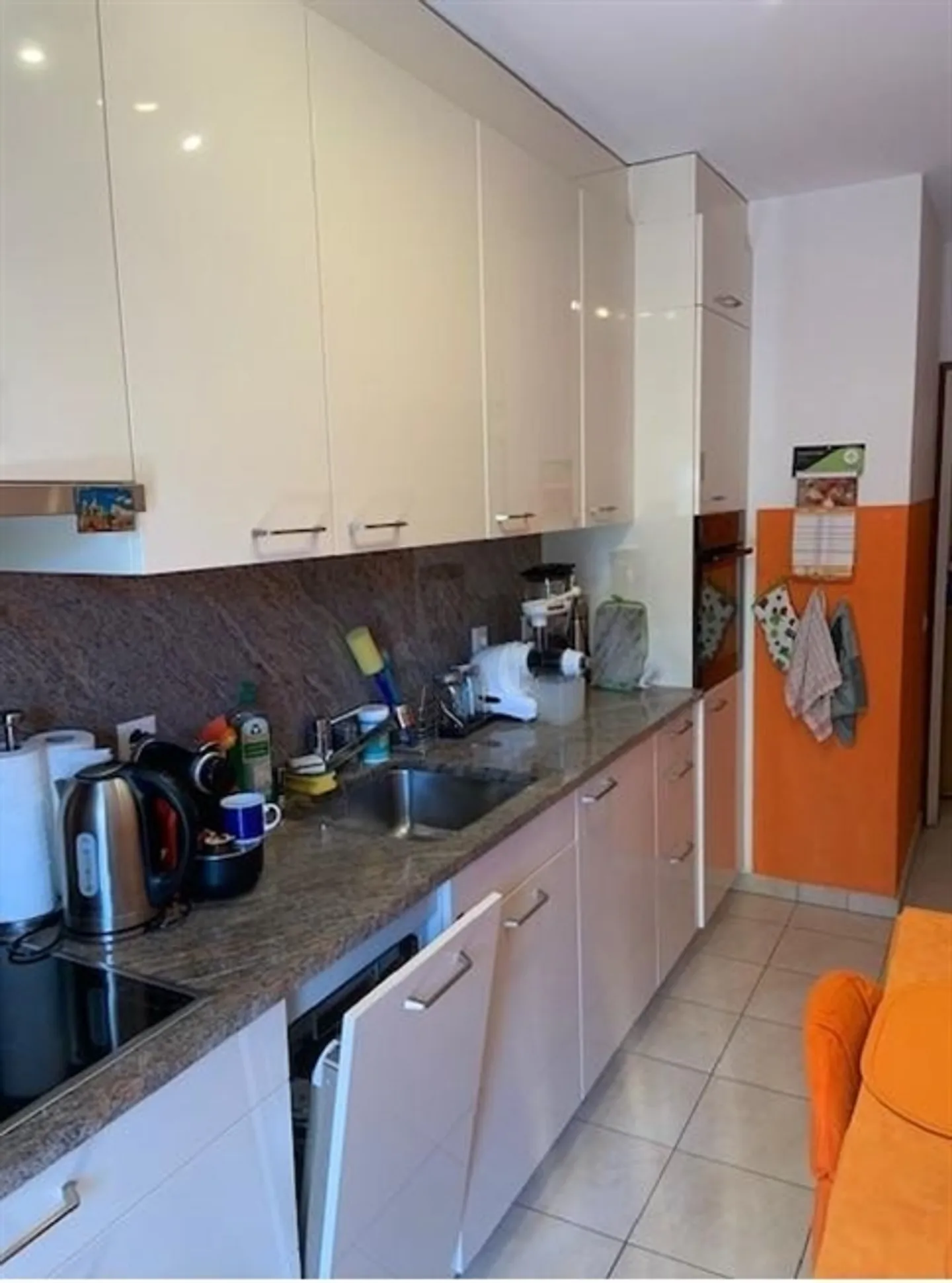 «Appartamento 3.5 locali a Losone con posteggio esterno / 3.5 Zimmer-Wohnung in Losone mit Aussenparkplatz» - Foto 7 di 17