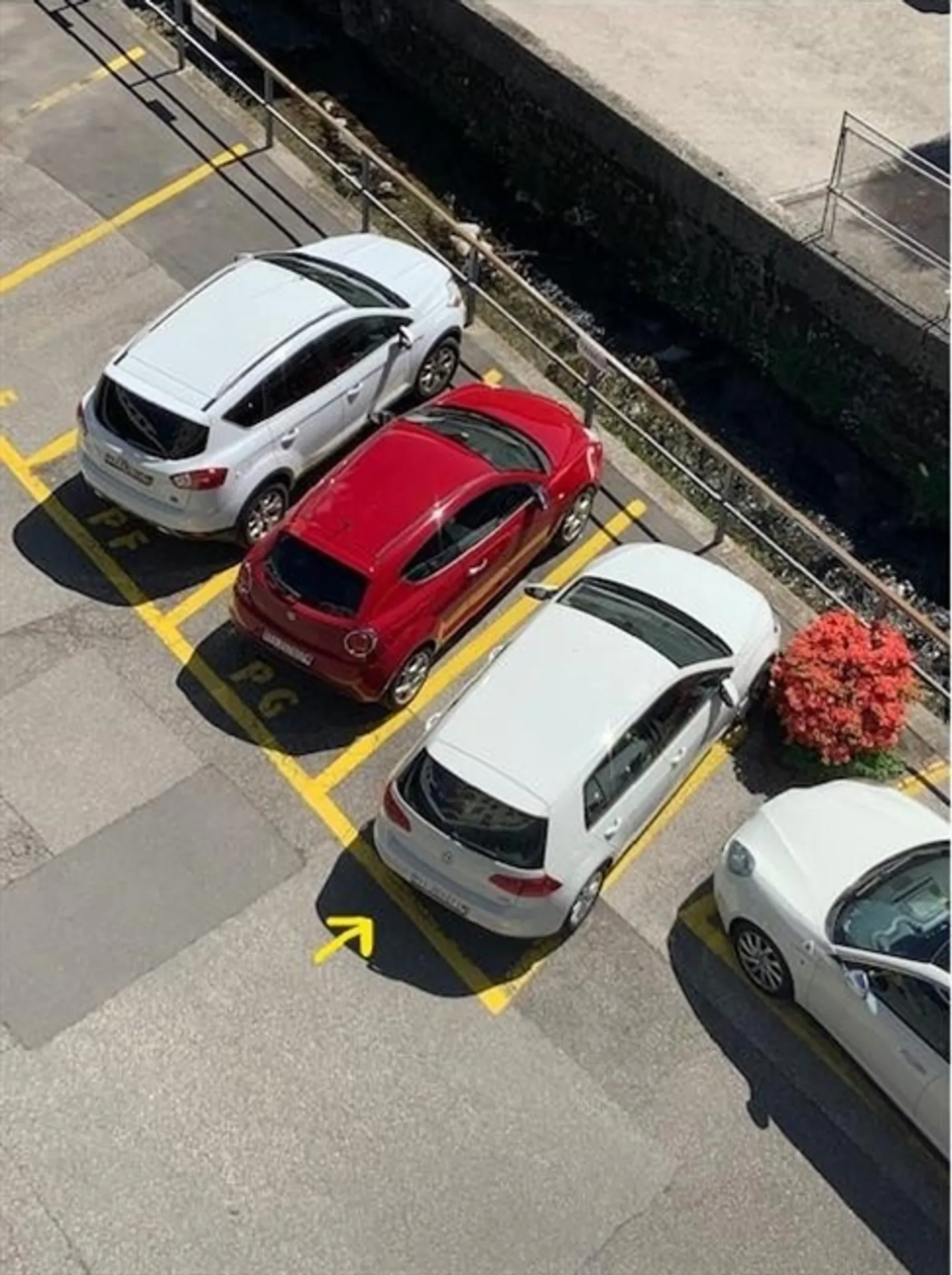 «Appartamento 3.5 locali a Losone con posteggio esterno / 3.5 Zimmer-Wohnung in Losone mit Aussenparkplatz» - Foto 15 di 17