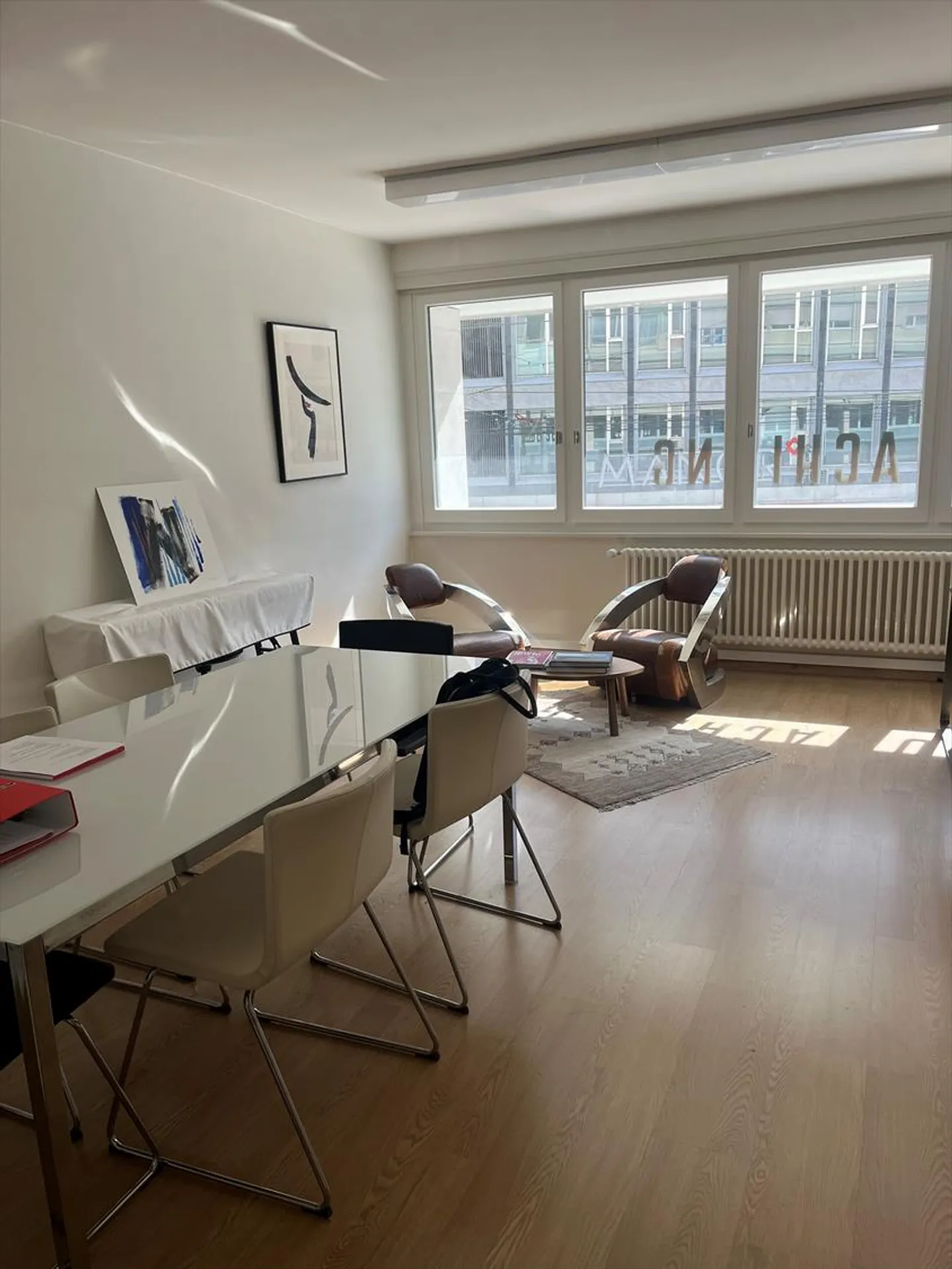 Rive droite, à proximité de la gare - Photo 4 sur 11