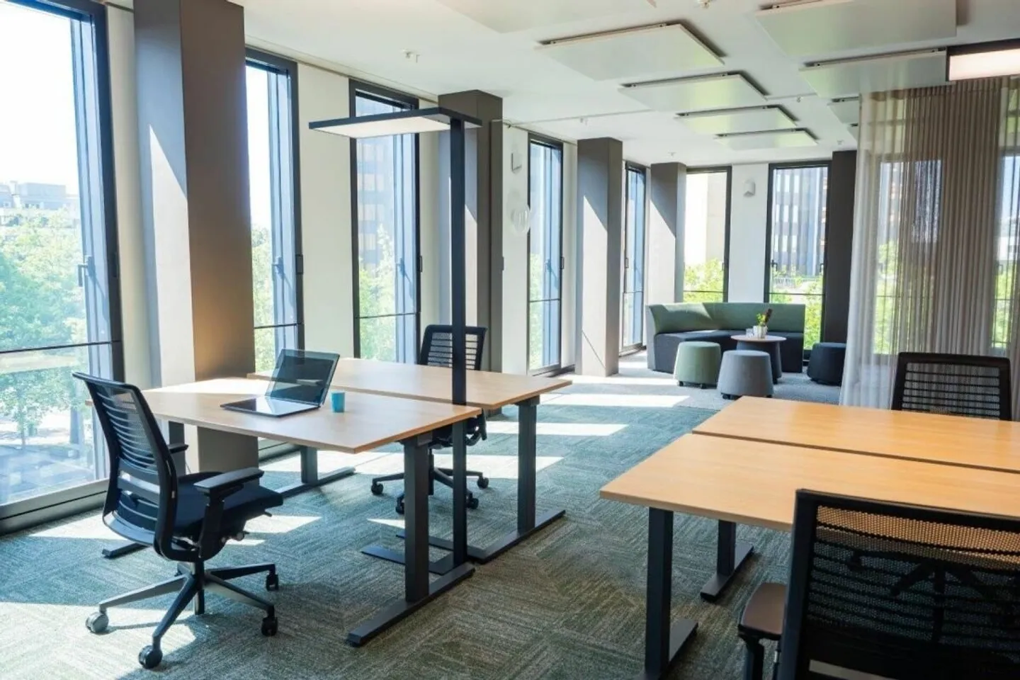 Vollausgebaute Büroflächen in den Quadro Towers - Foto 3 von 10