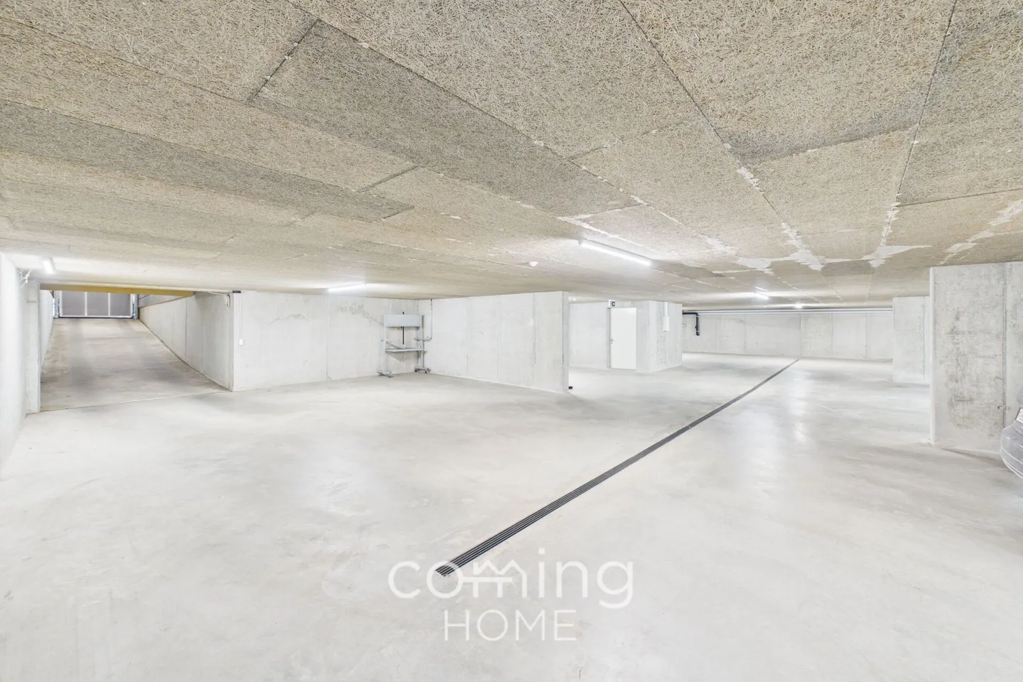 Versatile commercial building with office, storage, and shop in Niederbipp - Photo 18 of 19