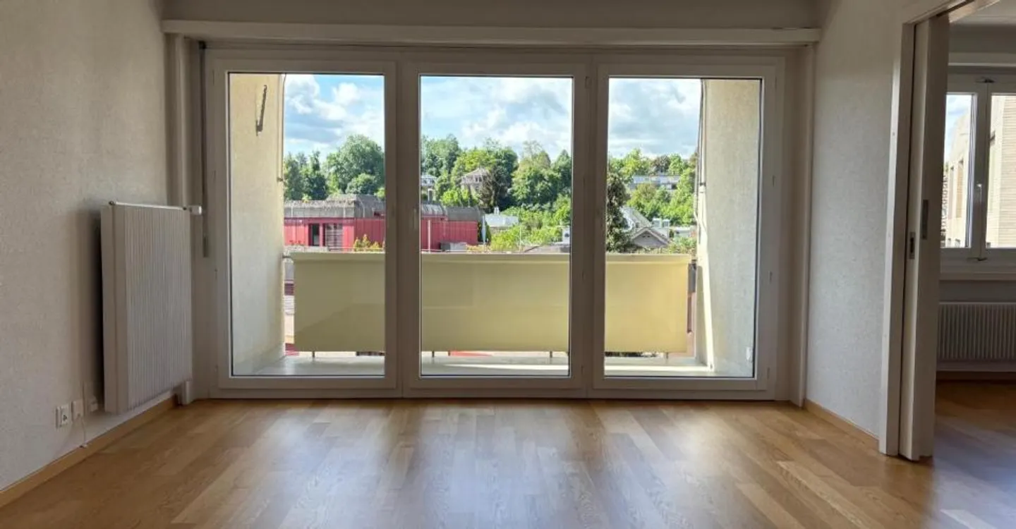 Appartamento centrale di 4 stanze a Burgdorf! - Foto 6 di 11