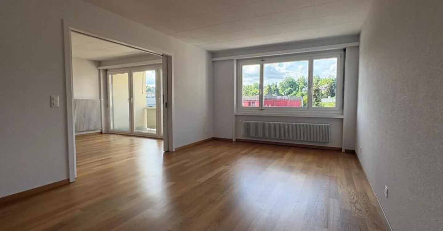 Appartamento centrale di 4 stanze a Burgdorf! - Foto 8 di 11
