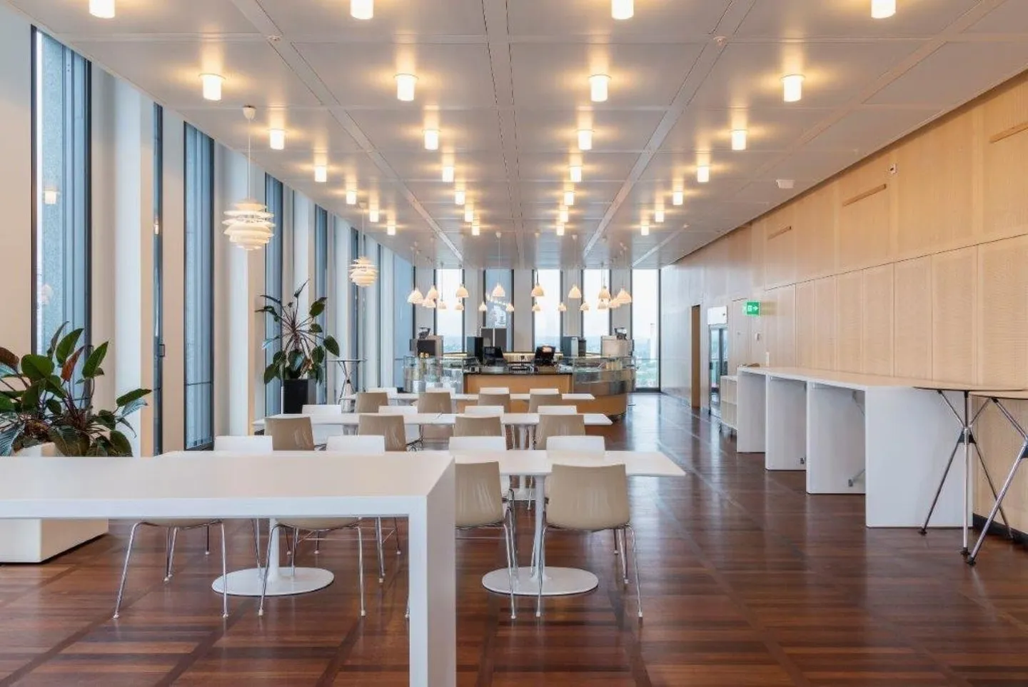 Vollausgebaute Büroflächen in den Quadro Towers - Foto 9 von 10