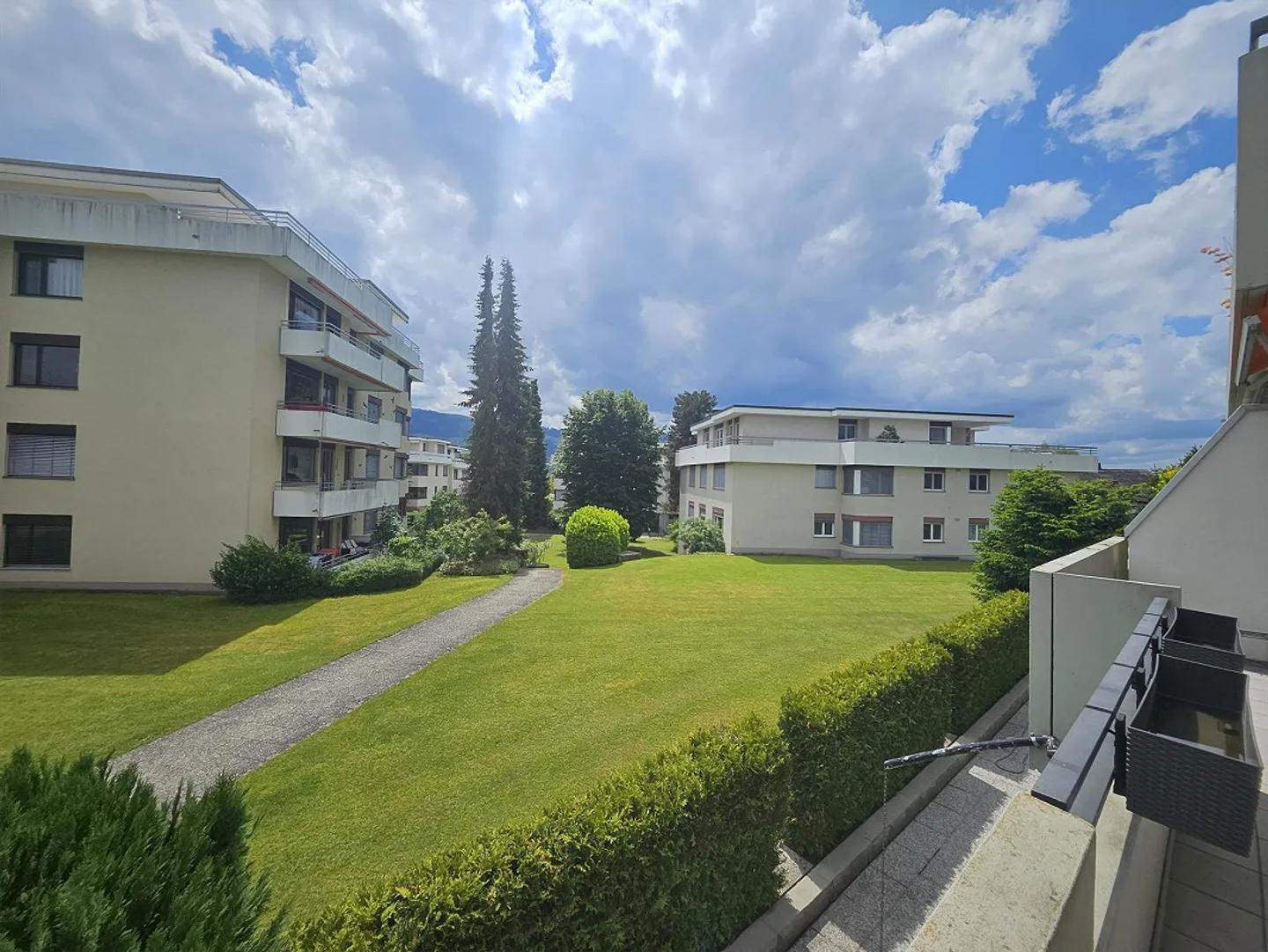 Prima occupazione dopo ristrutturazione completa - Appartamento di 4,5 stanze vicino al lago - Foto 2 di 13