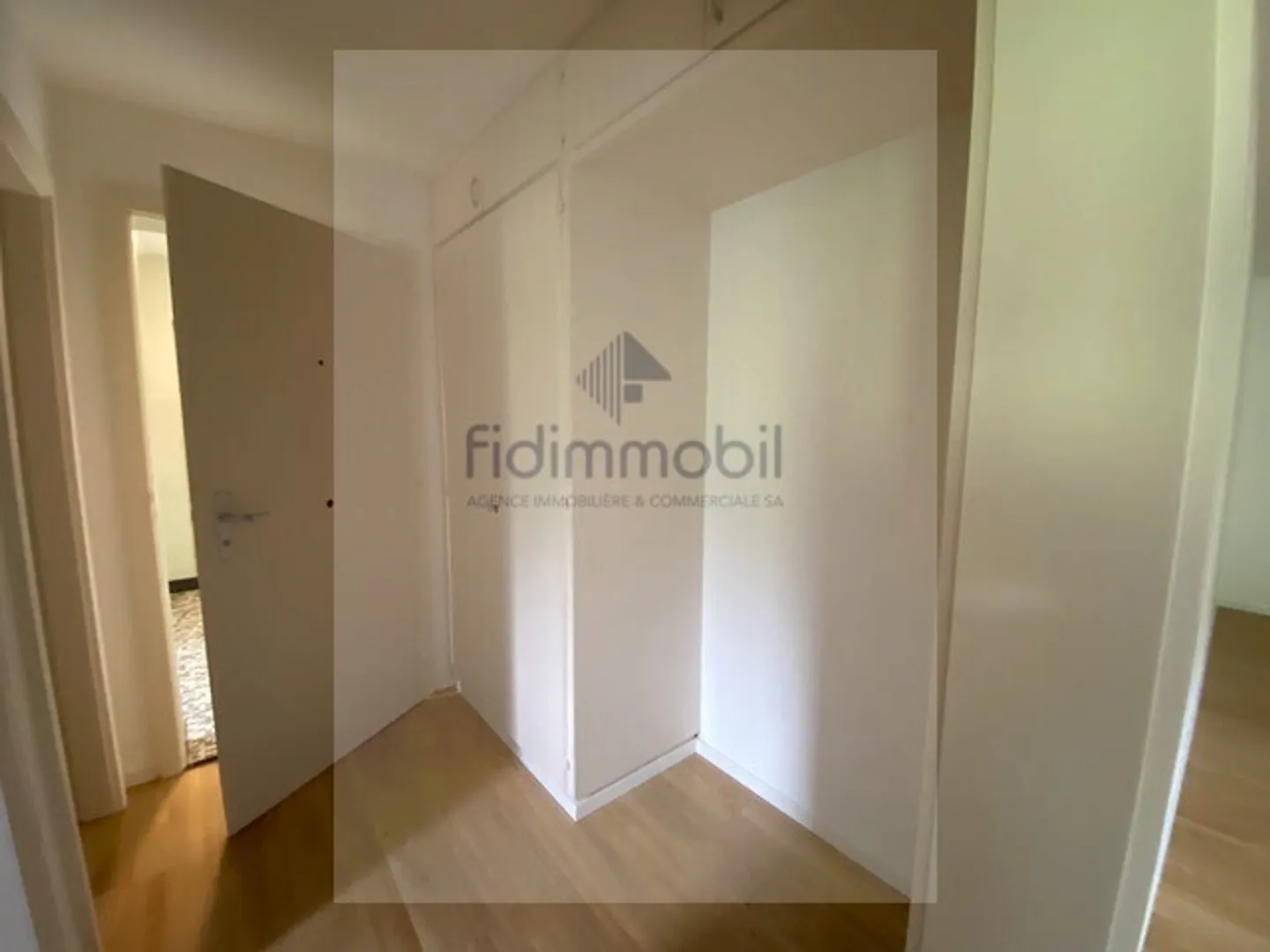 In affitto, 3,5 stanze, Primevères 2, Le Locle Completamente ristrutturato - Foto 6 di 8