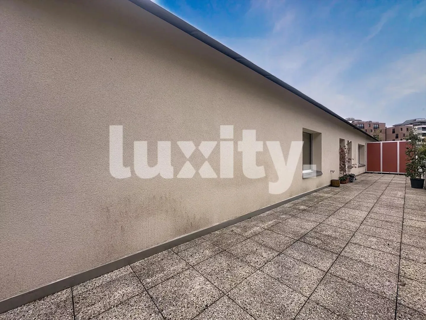 Geräumige Penthousewohnung - Ungehinderte Aussicht und großer Komfort - Foto 3 von 4