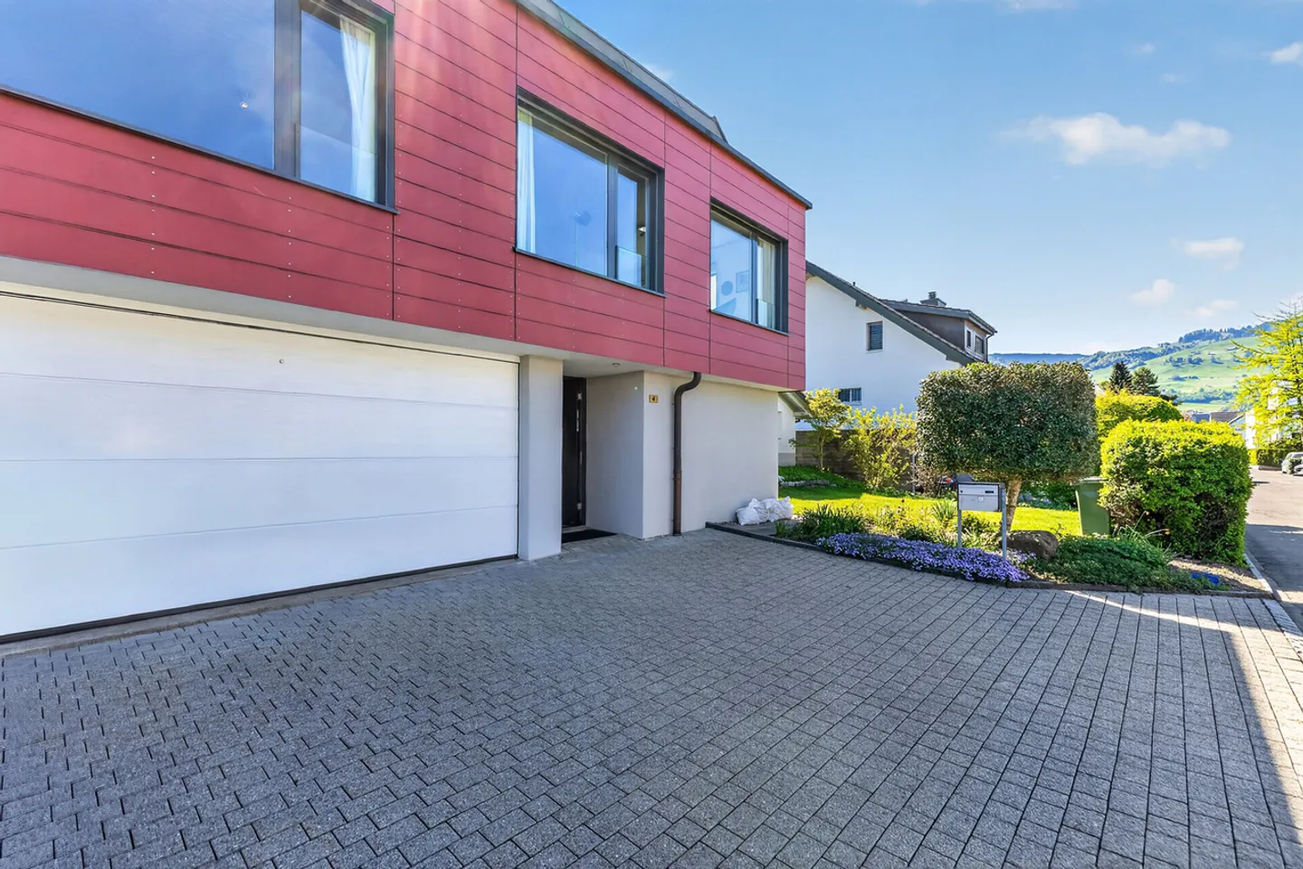 Charmantes Doppeleinfamilienhaus in Lachen - Foto 7 von 26