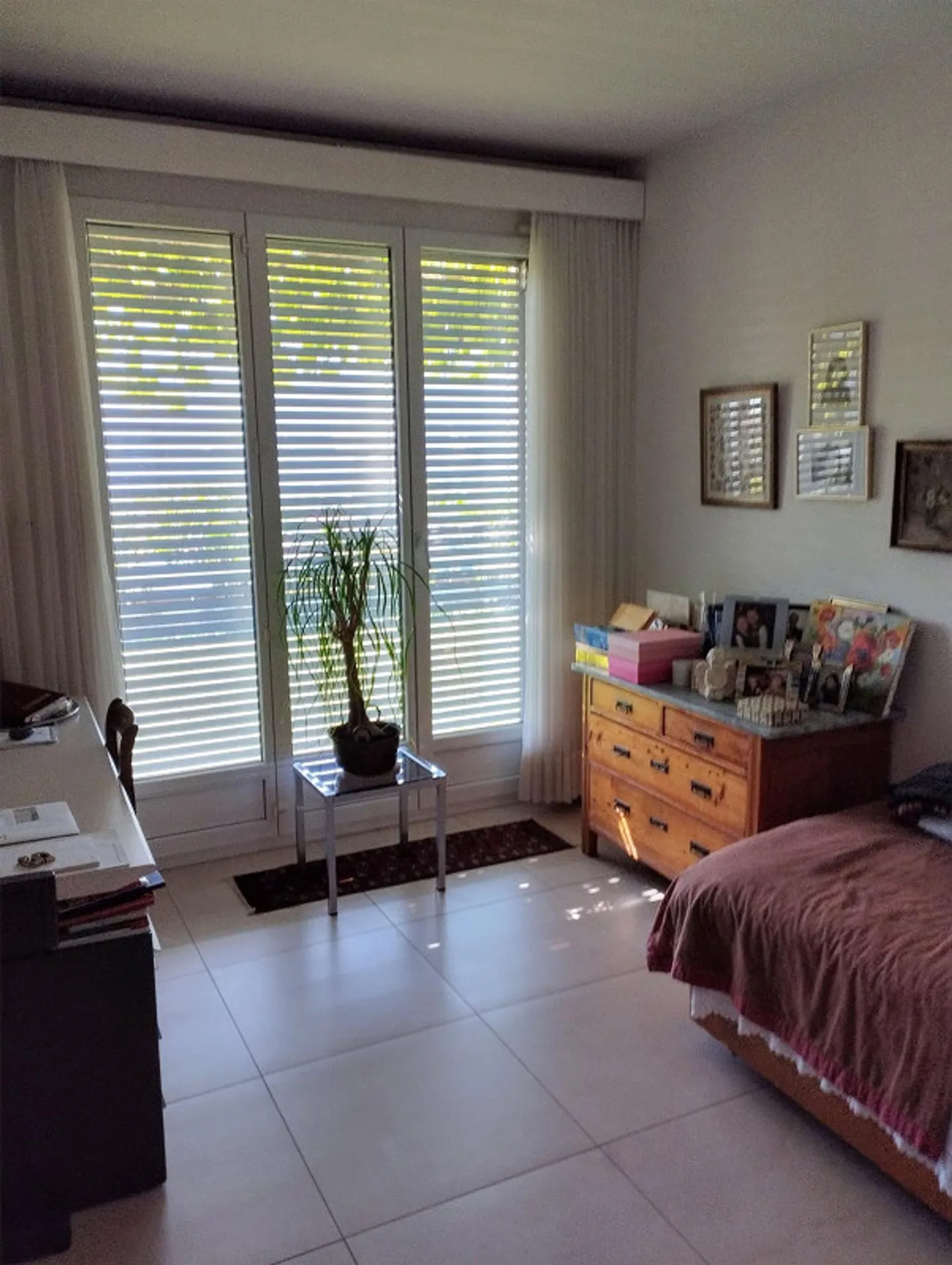 MURALTO – Elegant apartment with private pool and stunning lake view - Photo 24 of 28