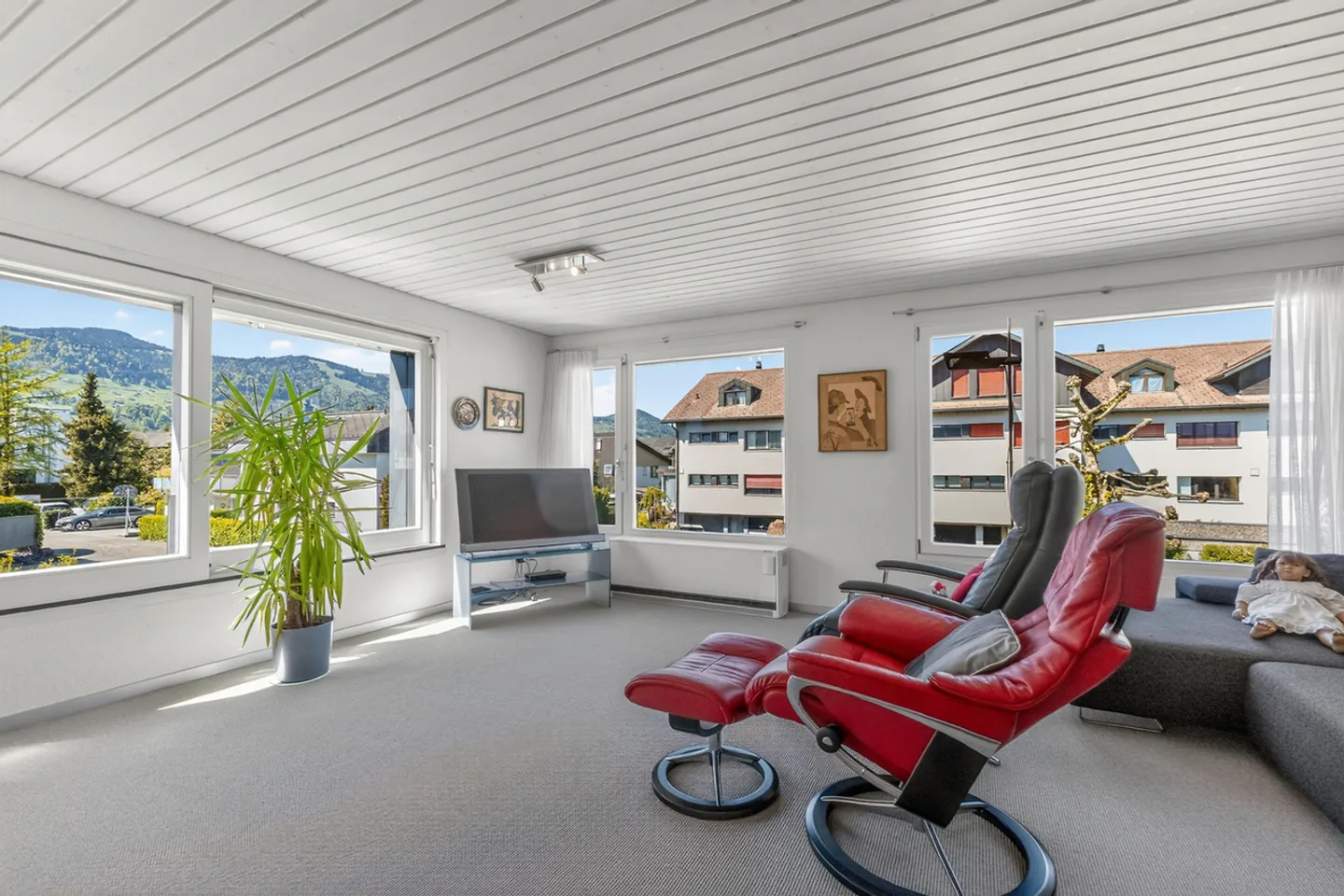 Charmantes Doppeleinfamilienhaus in Lachen - Foto 21 von 26
