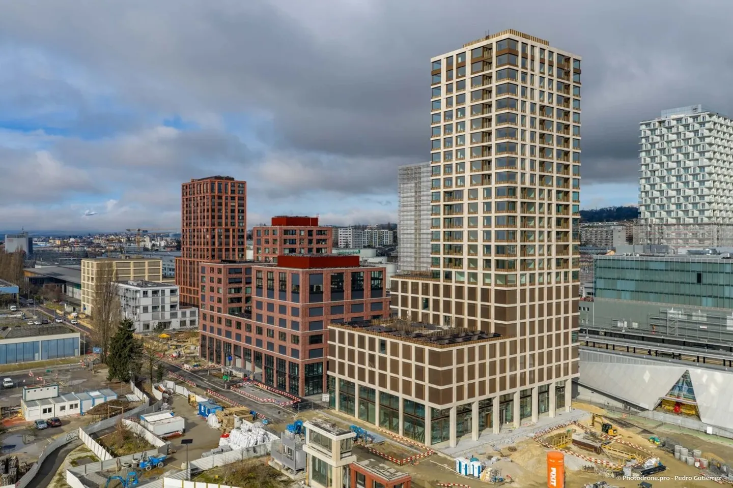 Espaces de bureaux modernes - Photo 1 sur 7