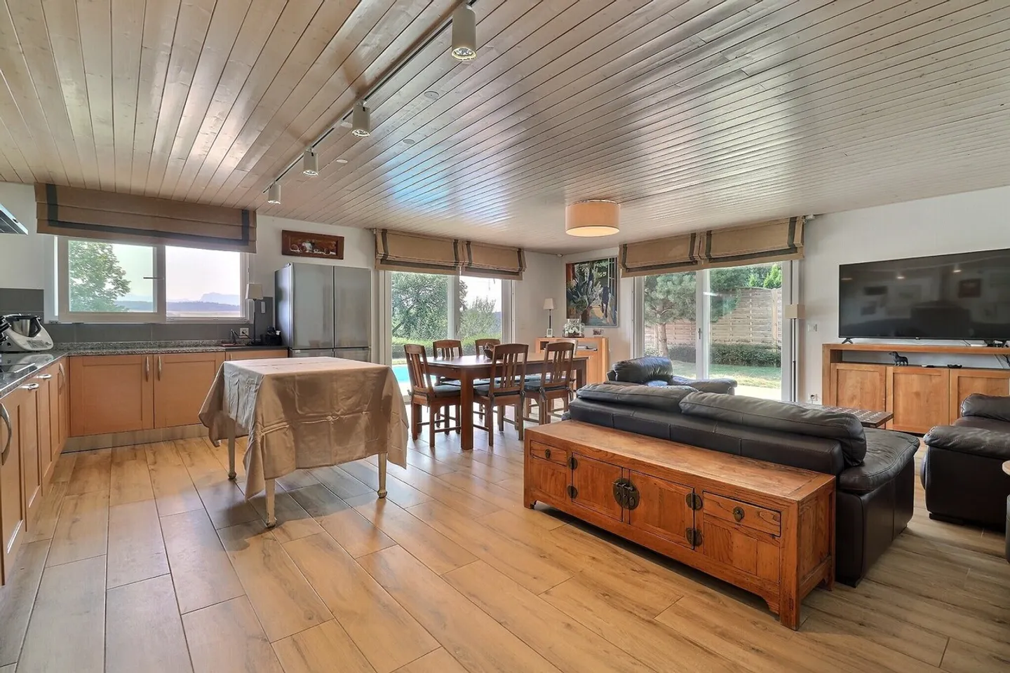 Villa individuelle de plain-pied avec piscine  - Photo 5 sur 13