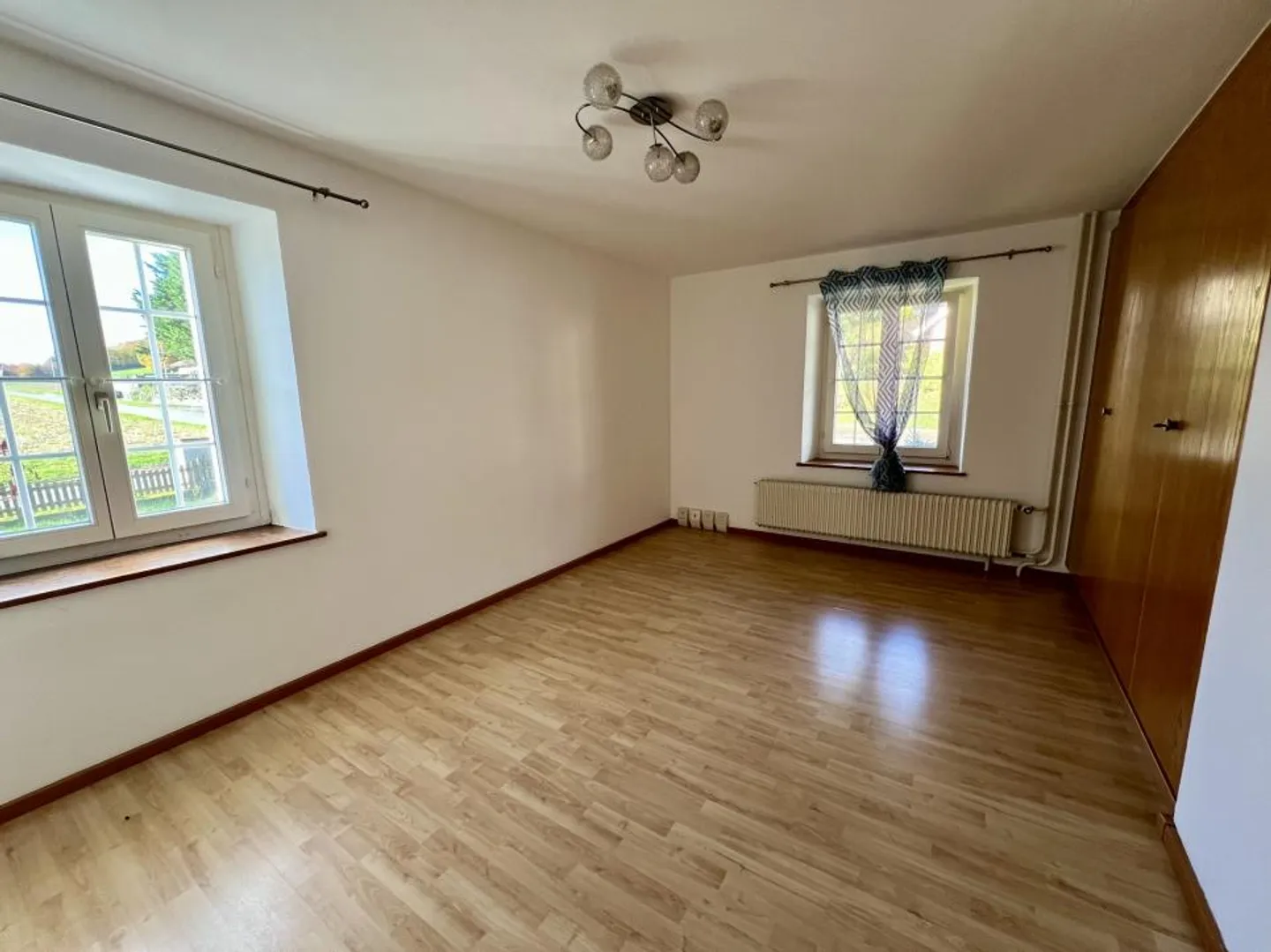 Propriété rurale - maison familiale avec dépendances - Photo 10 sur 13