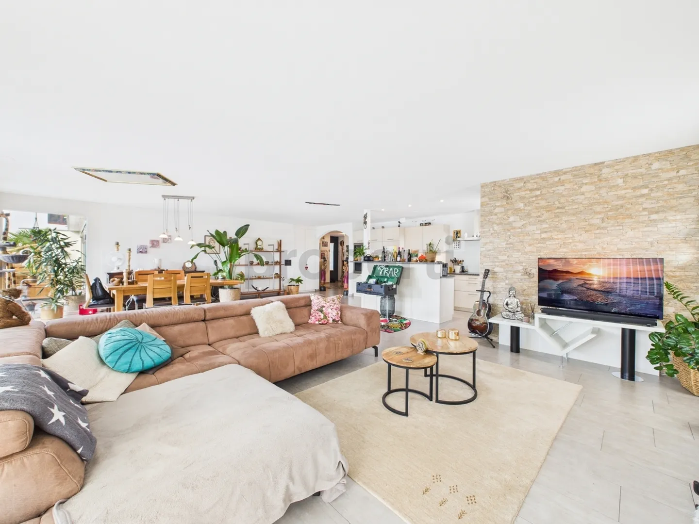 Modern 5.5 Room Terrace Apartment - Photo 1 of 13