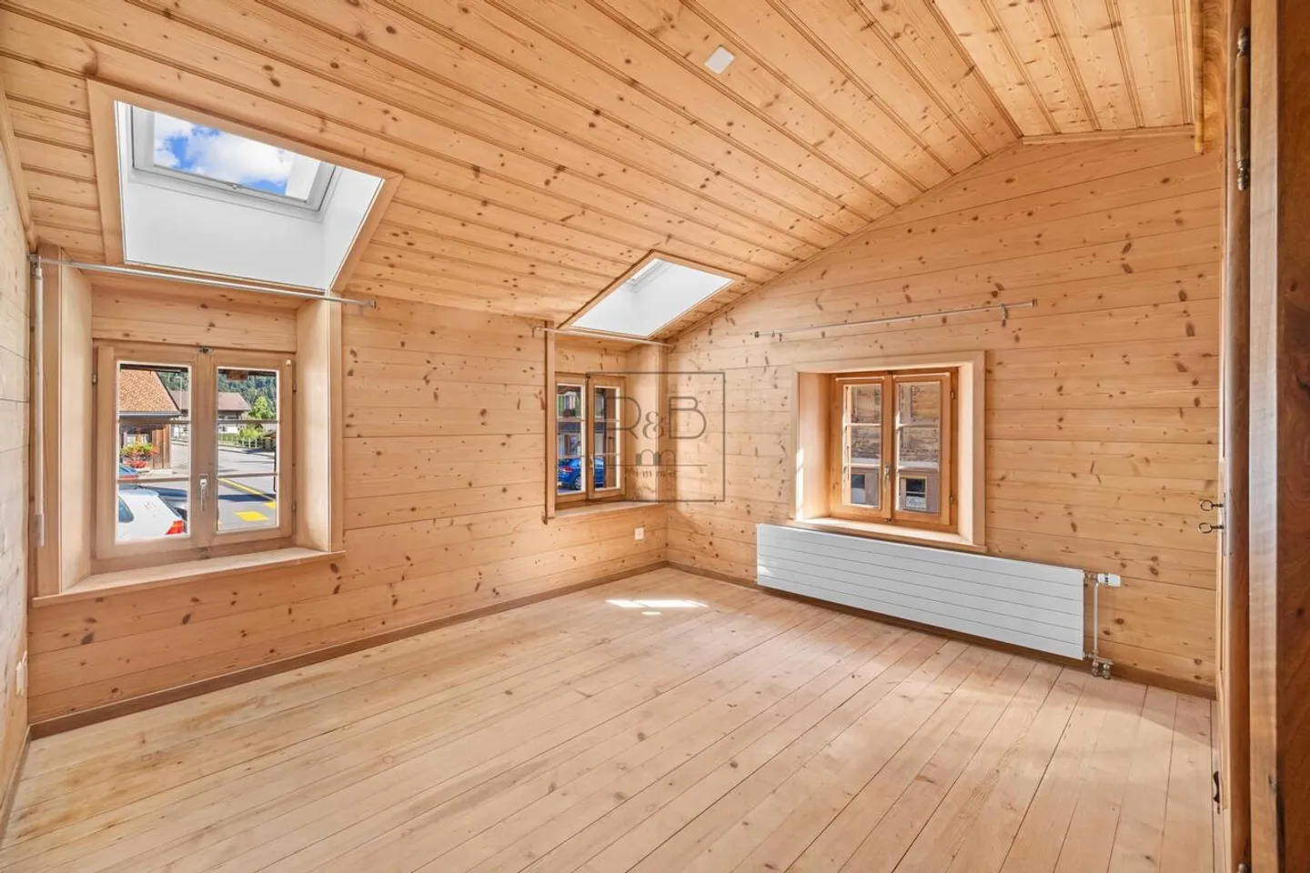 Duplex rénové au cœur du village : Rossinière, - Foto 2 von 6