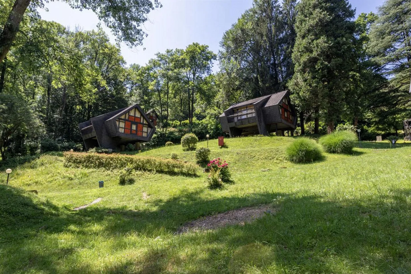 5 bungalow immersi in un'oasi verde | 5 Bungalows eingebettet in ei... - Foto 1 di 9