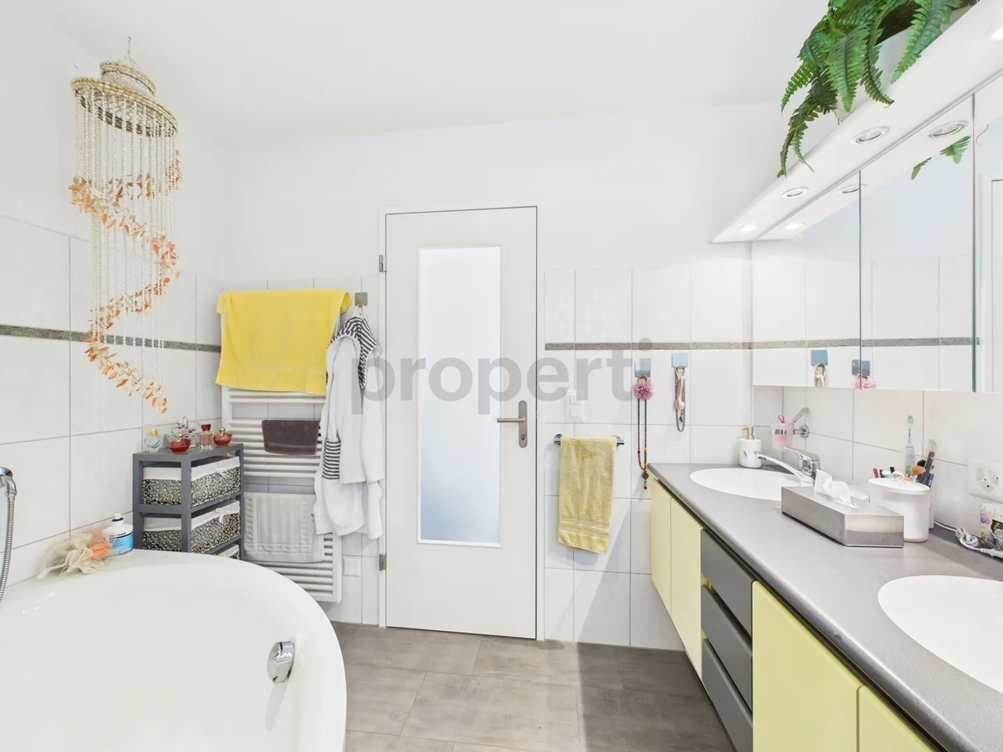 Modern 5.5 Room Terrace Apartment - Photo 9 of 13