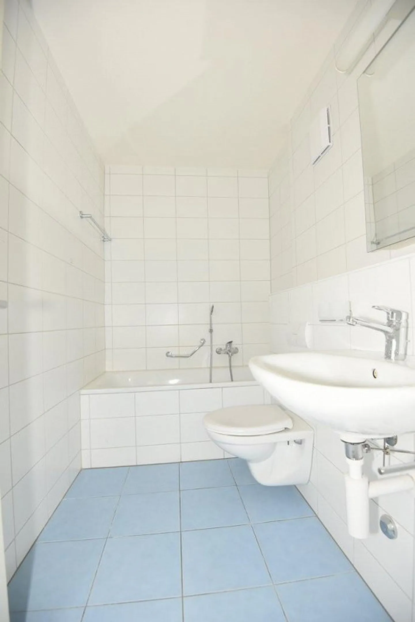 Nel cuore di Pully, vista lago e grande balcone - Foto 7 di 9