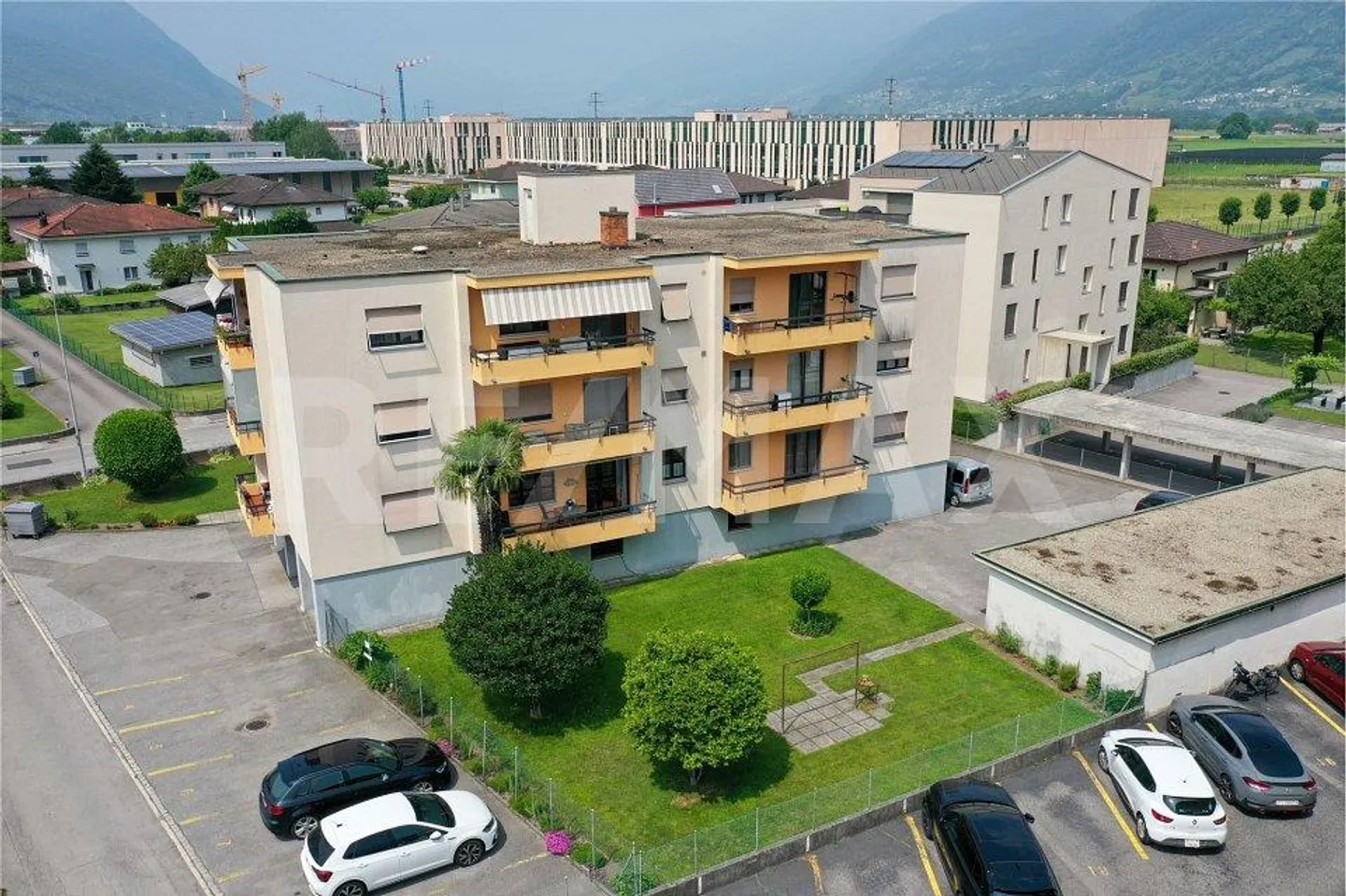 Wohnung mit Balkon und Parkplatz - Foto 13 von 13