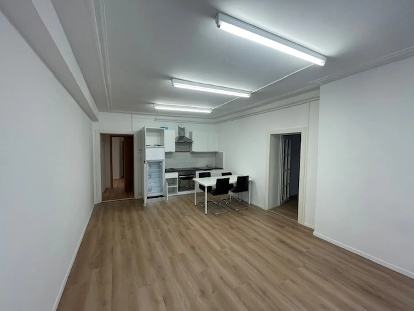 Beautiful commercial space in the city center of Lausanne - Photo 4 of 6
