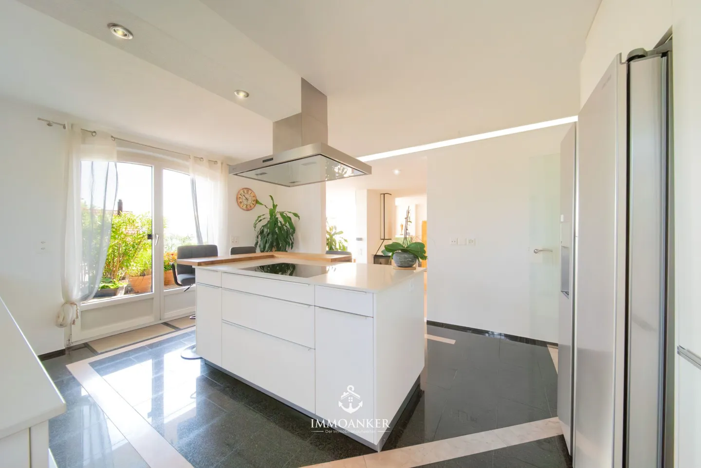 Dein persönliches Refugium: Das exklusive 9.5-Zimmer-Eigenheim mit Seesicht und Pool in Richterswil - Foto 7 von 14