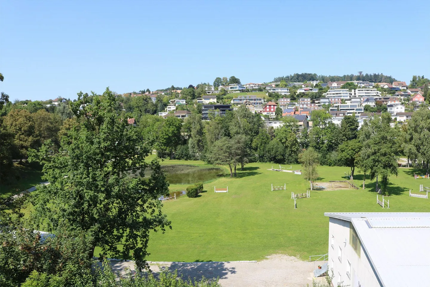 Appartement en duplex rénové de premier choix - Photo 11 sur 14